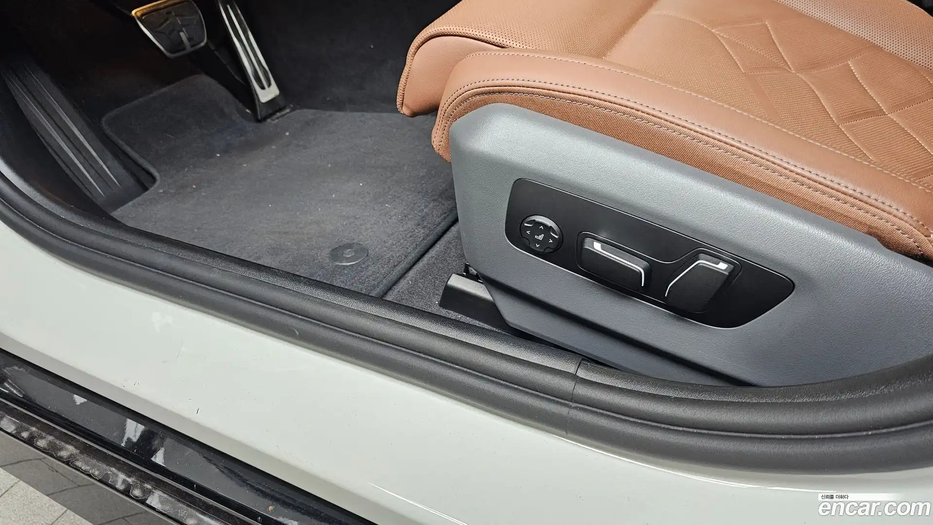 5-Series BMW 2025.11-OPTION-043