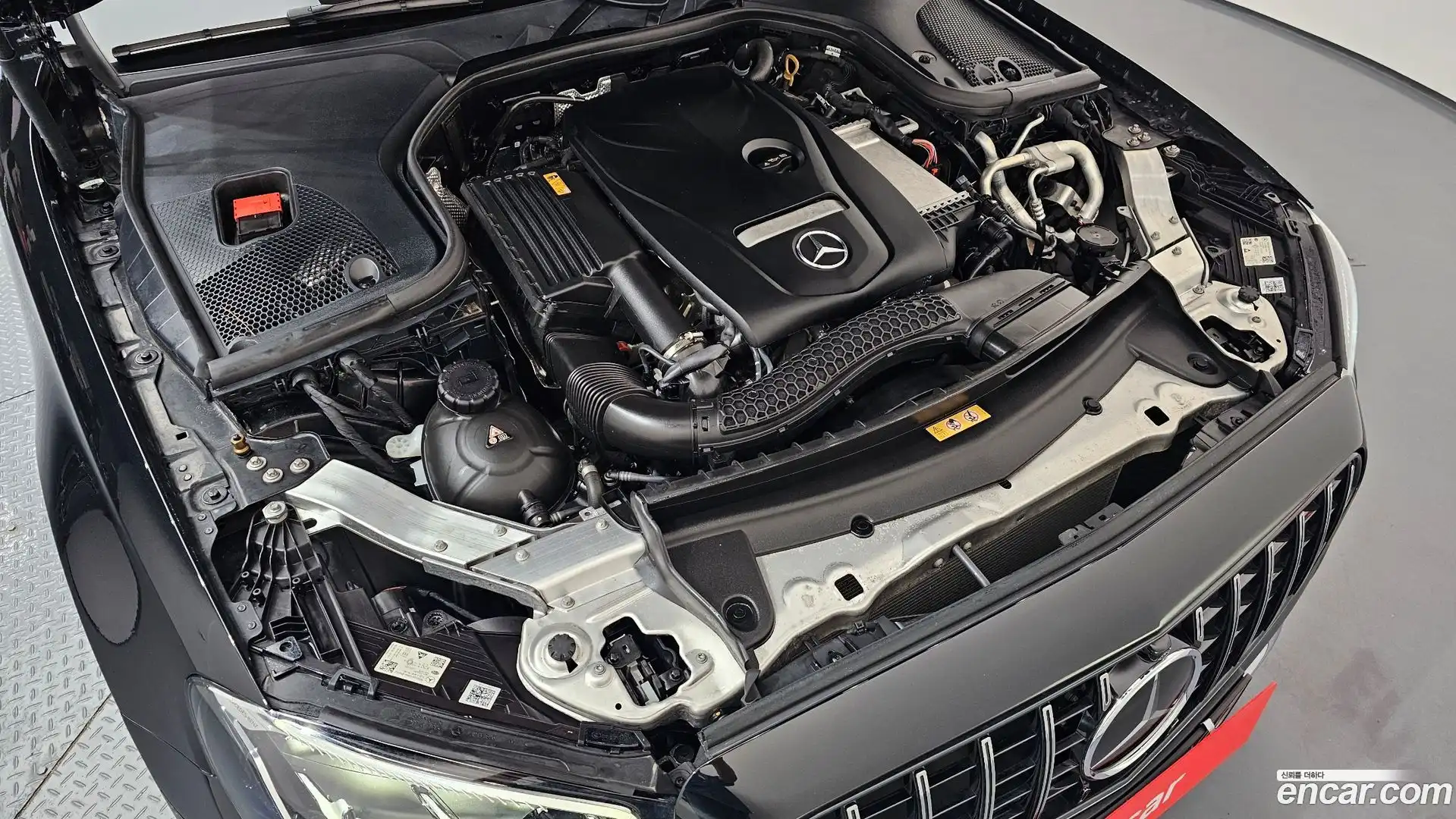 E-Class Mercedes-Benz 2022.5-OUTER-006