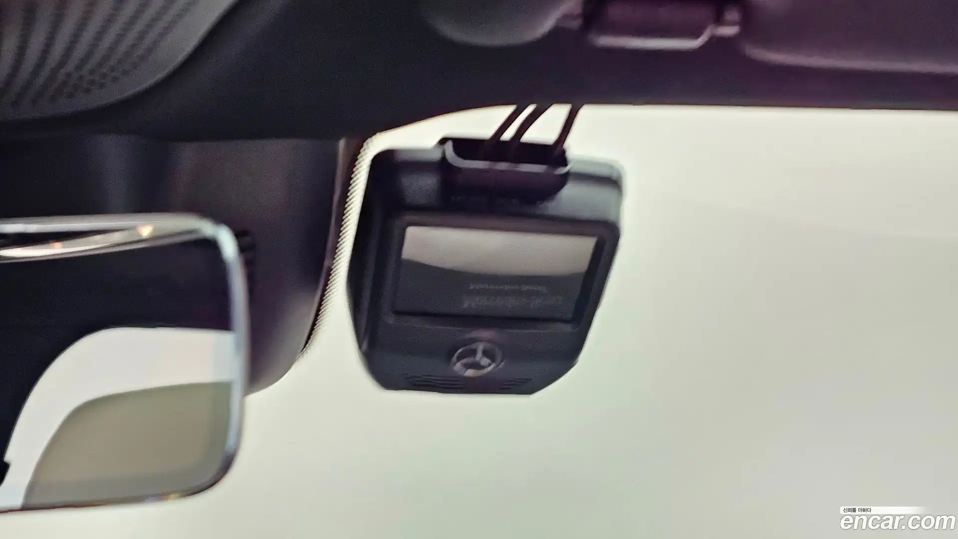E-Class Mercedes-Benz 2022.5-OPTION-023