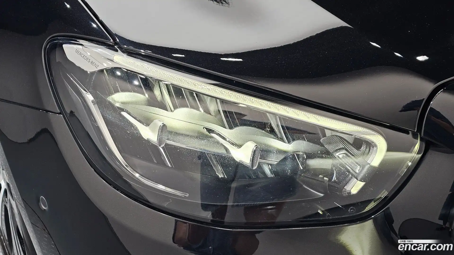 E-Class Mercedes-Benz 2022.5-OUTER-032
