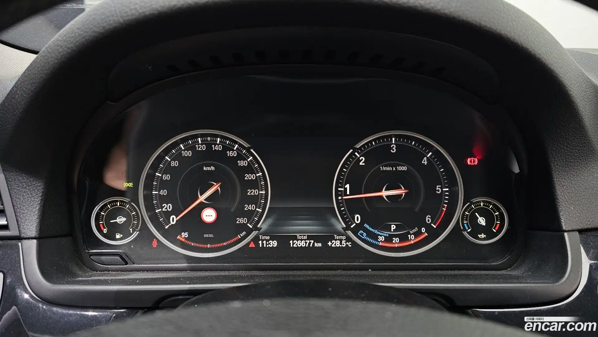 5-Series BMW 2015.11-INNER-008