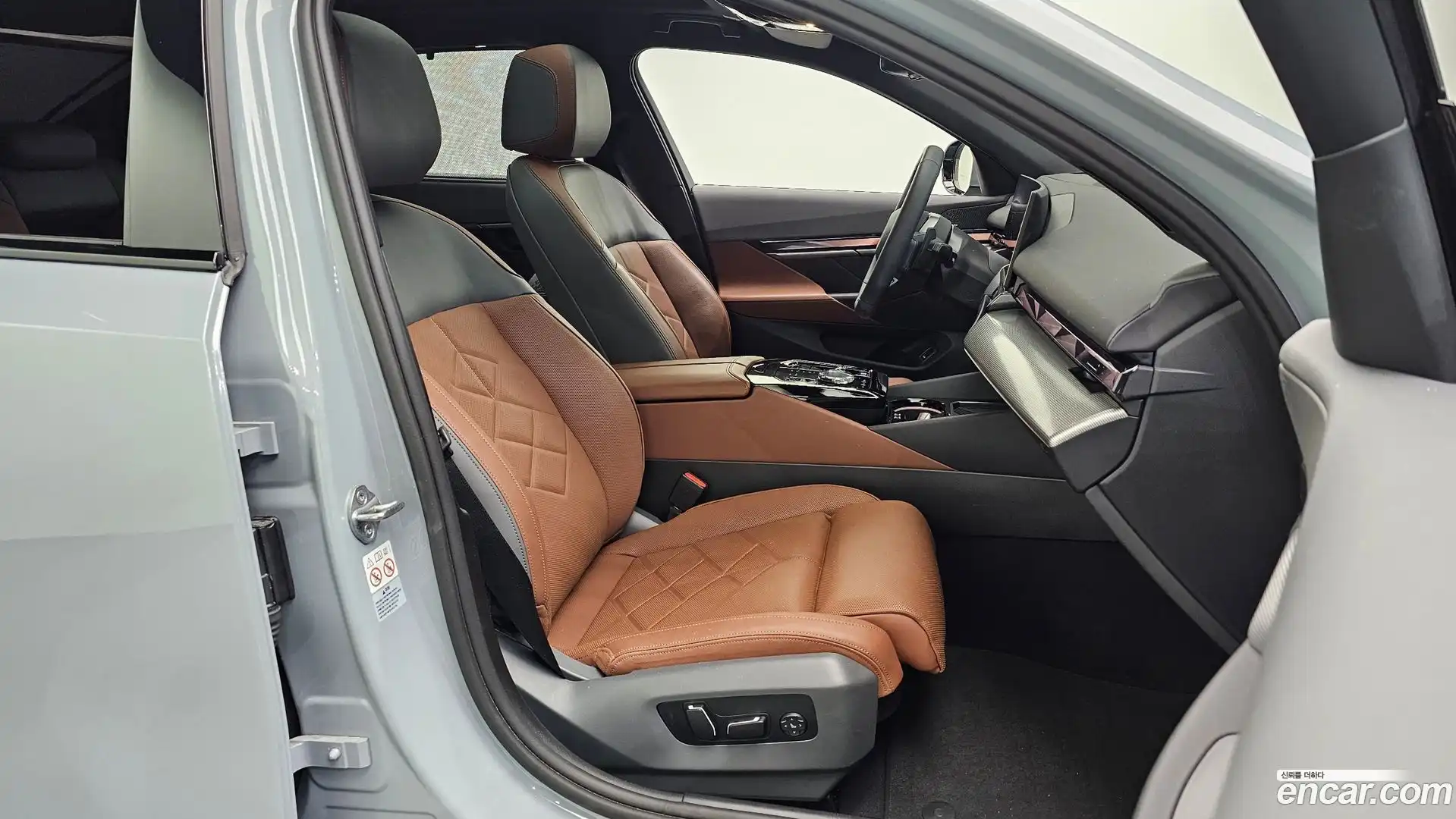 5-Series BMW 2024.9-INNER-036