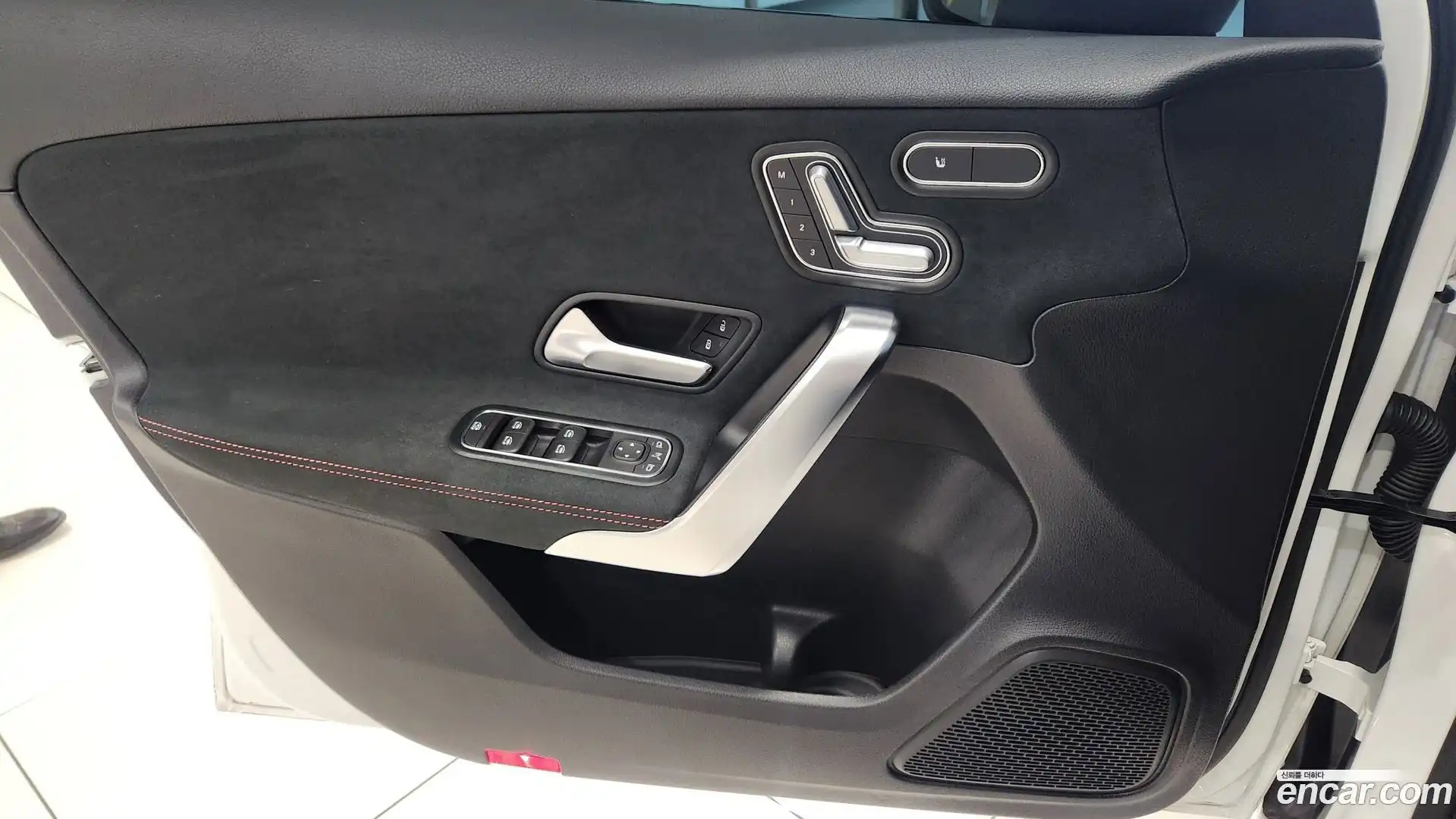 A-Class Mercedes-Benz 2023.11-OPTION-016