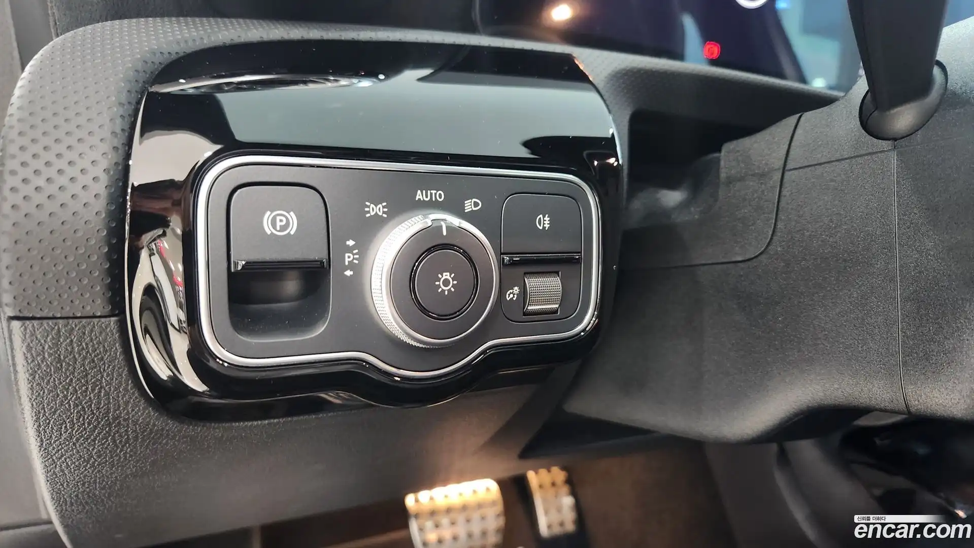 A-Class Mercedes-Benz 2023.11-OPTION-018