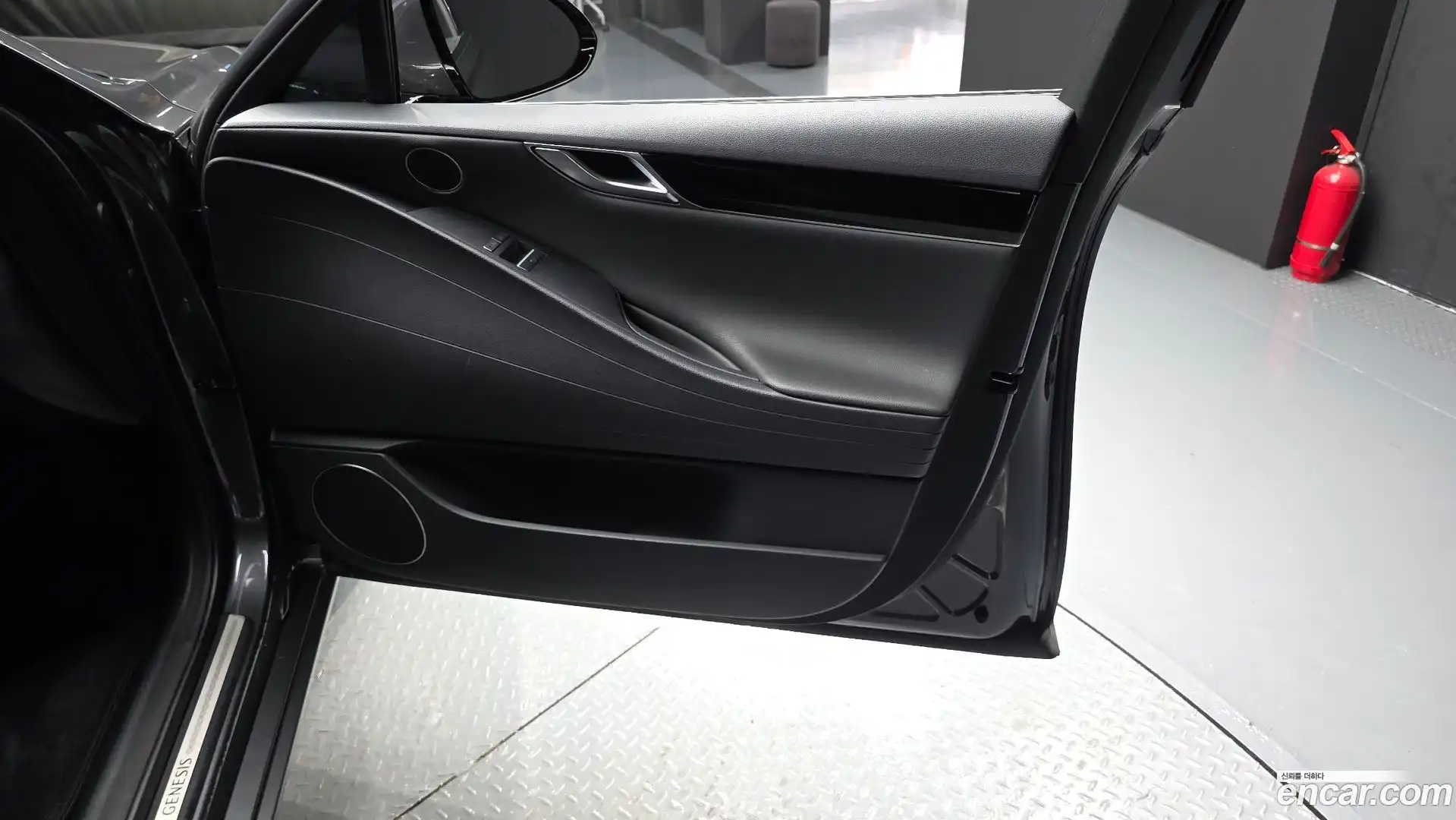 G80 Genesis 2020.6-INNER-034