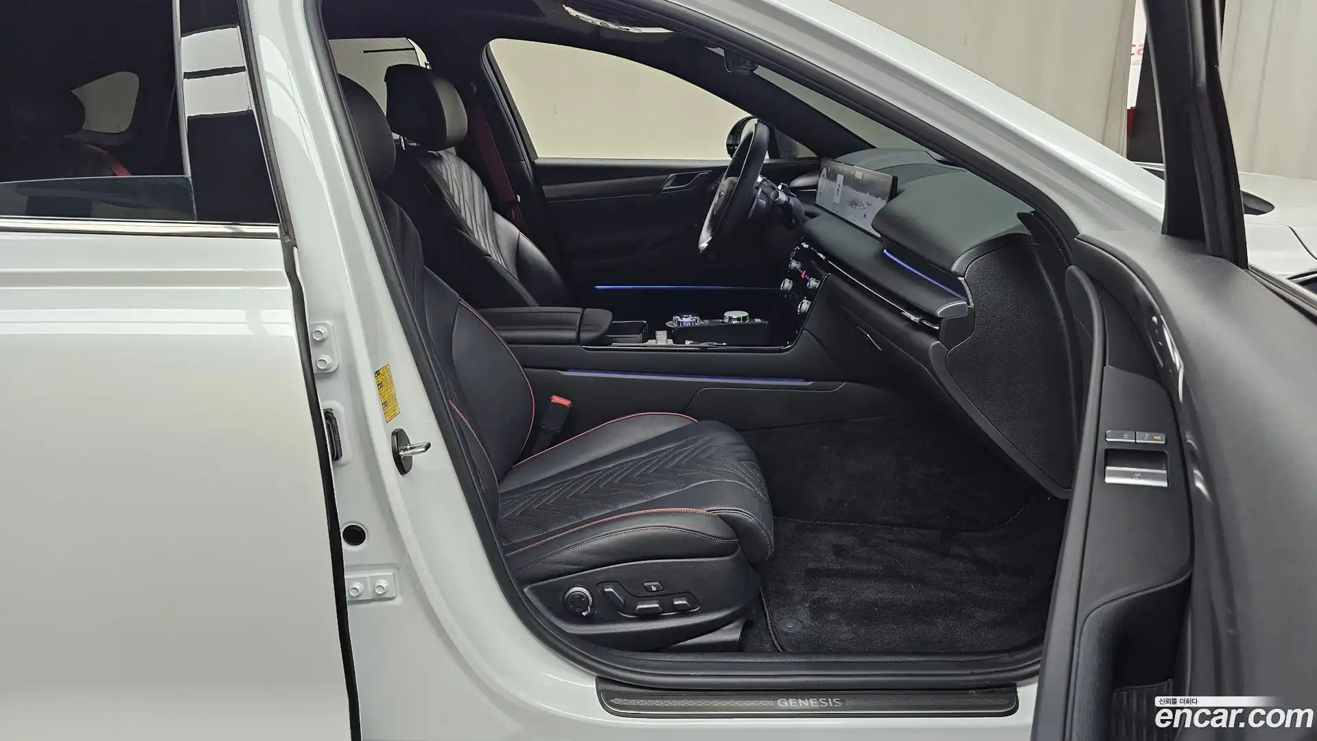 G80 Genesis 2025.4-INNER-036