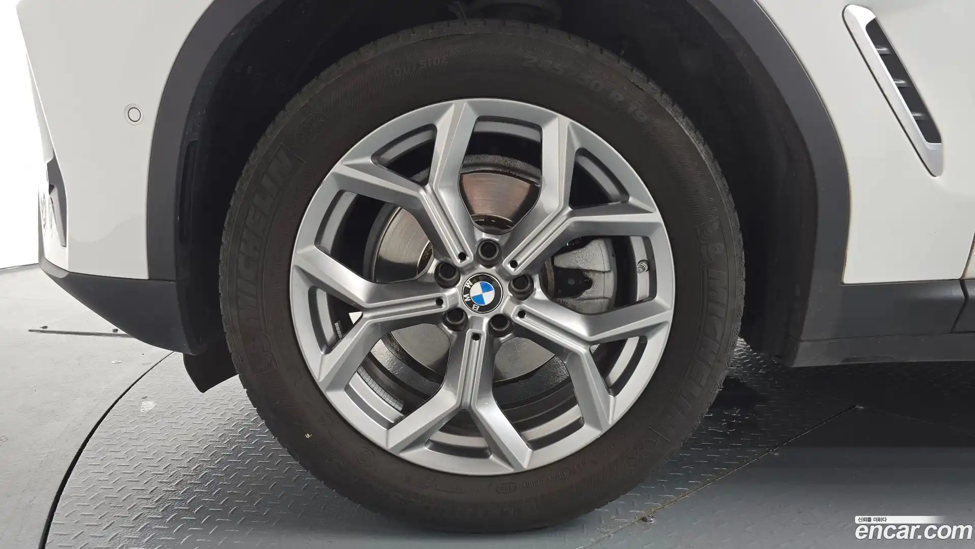 X4 BMW 2023.3-OUTER-005