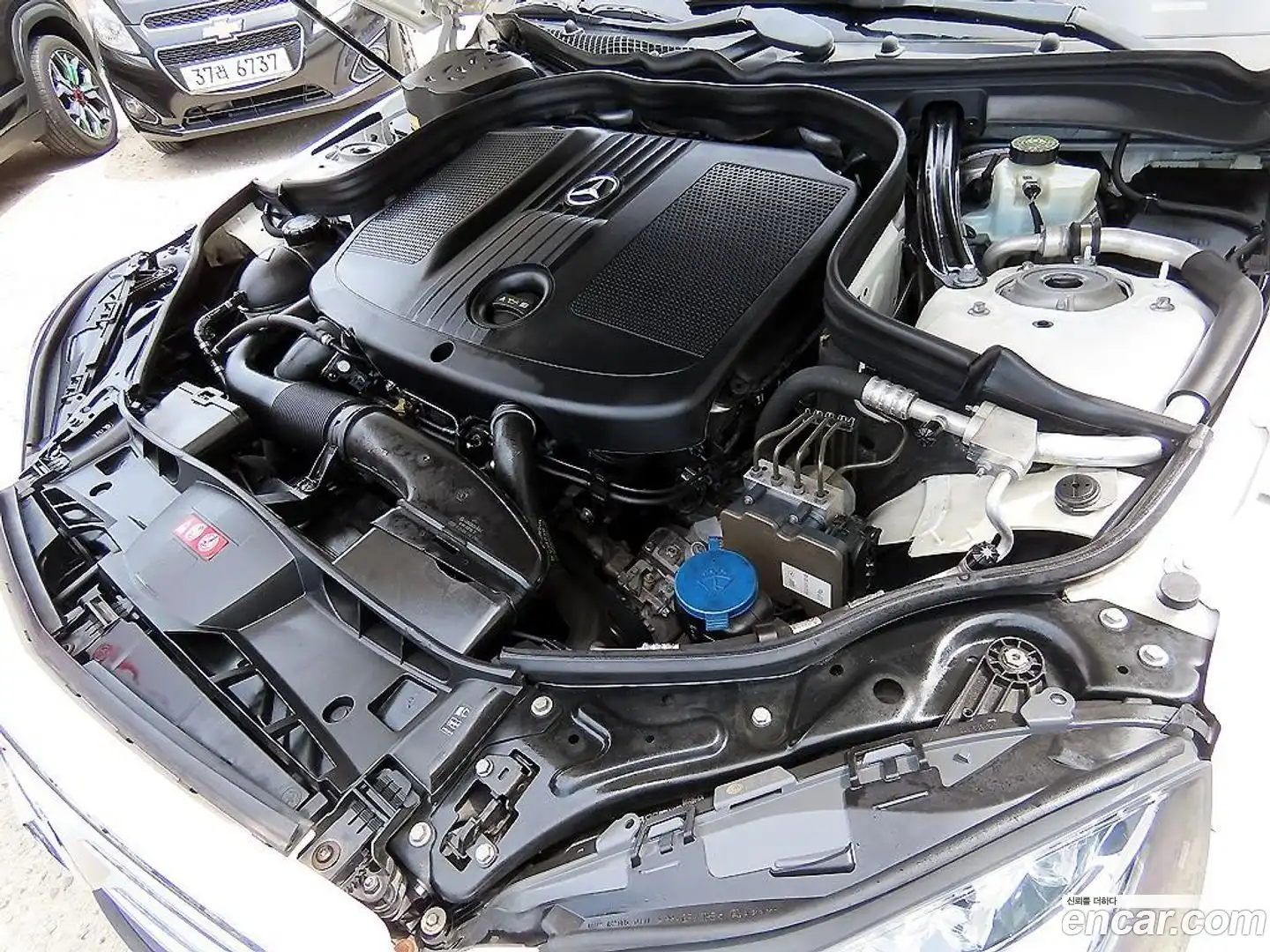 E-Class Mercedes-Benz 2013.9-OPTION-023