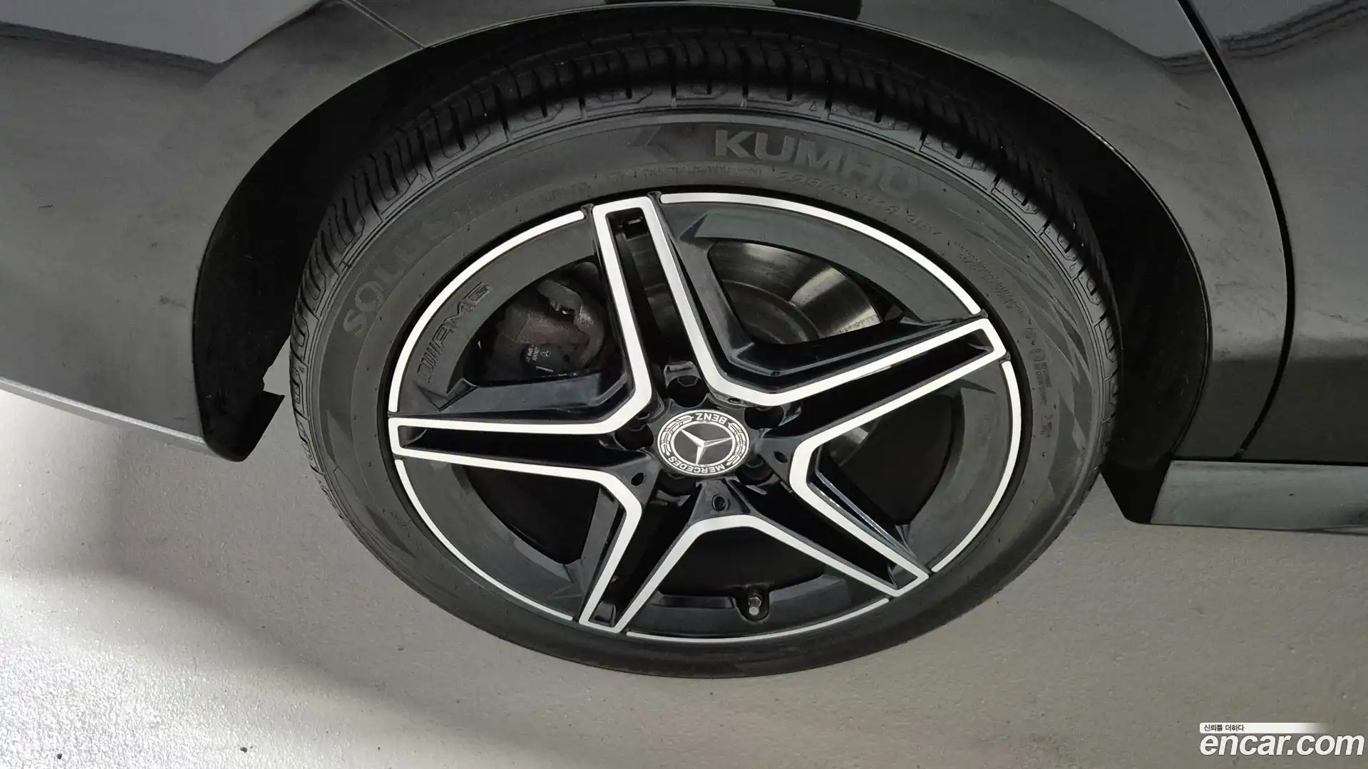 CLA-Class Mercedes-Benz 2021.4-OUTER-005