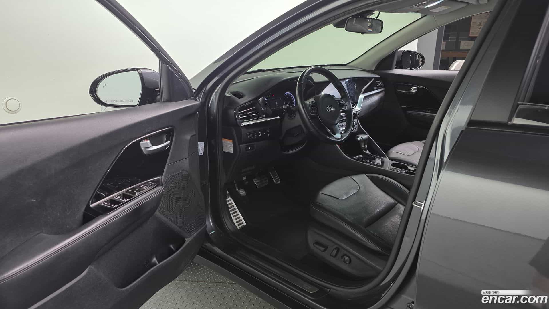 Niro Kia 2021.4-INNER-010