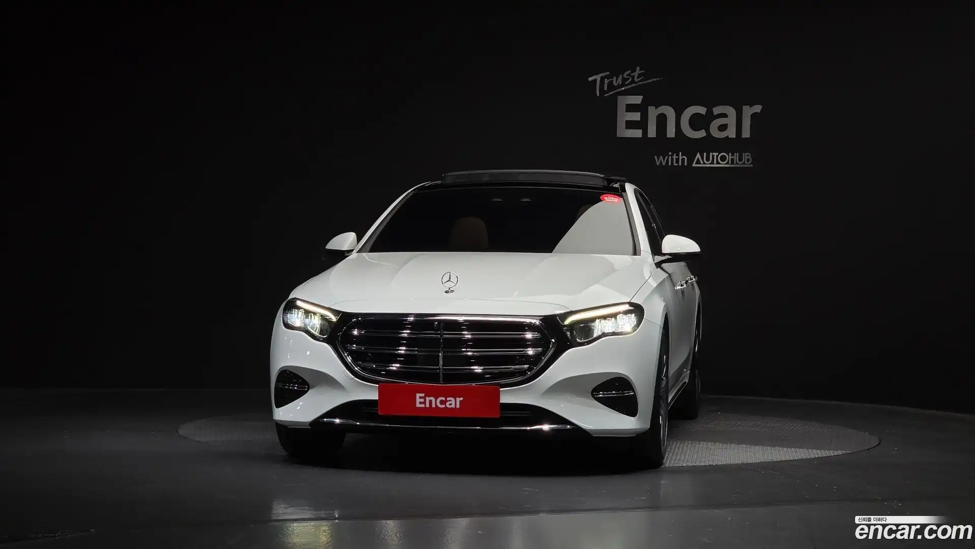 E-Class Mercedes-Benz 2024.4-OUTER-003