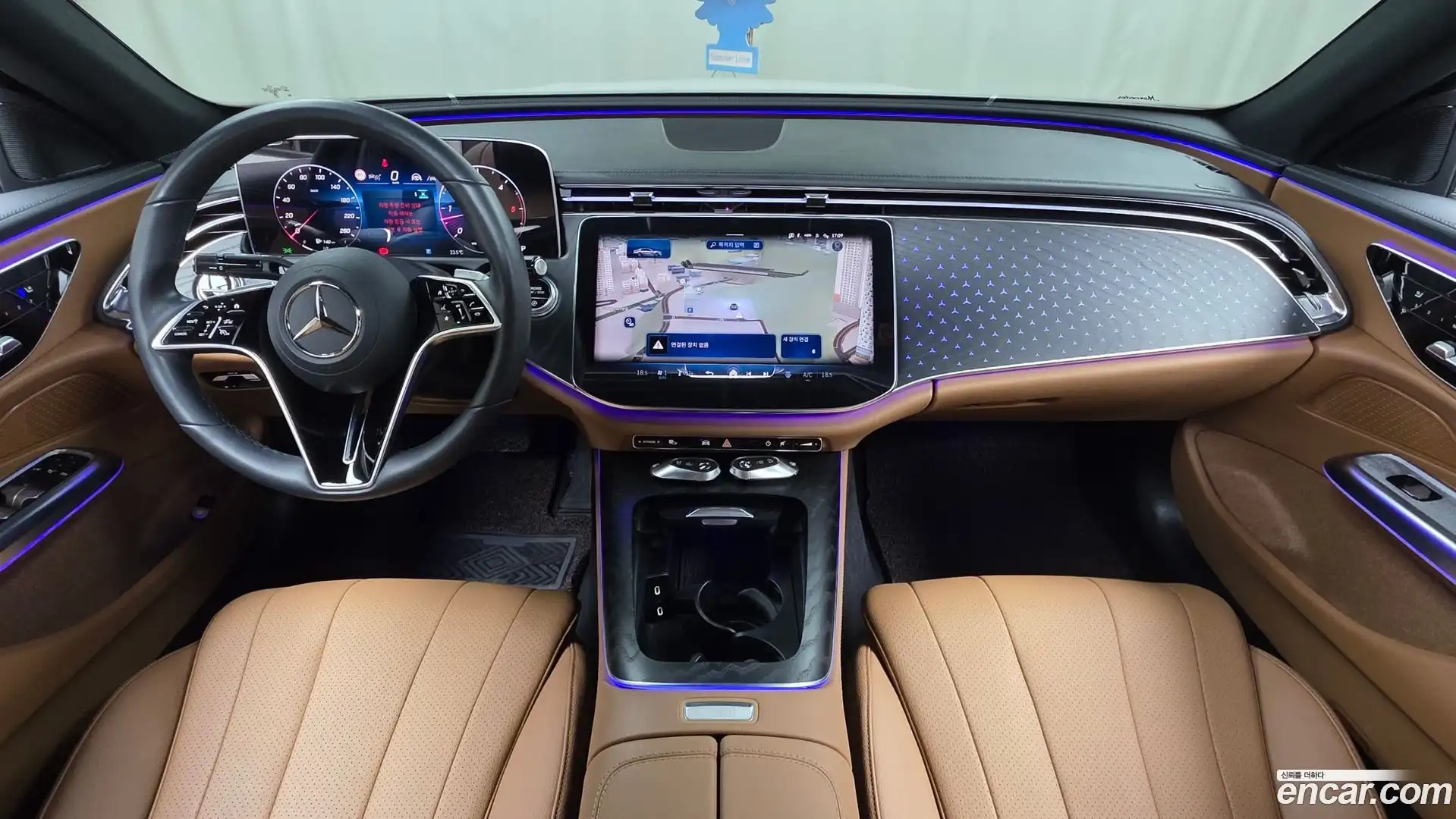 E-Class Mercedes-Benz 2024.4-INNER-007
