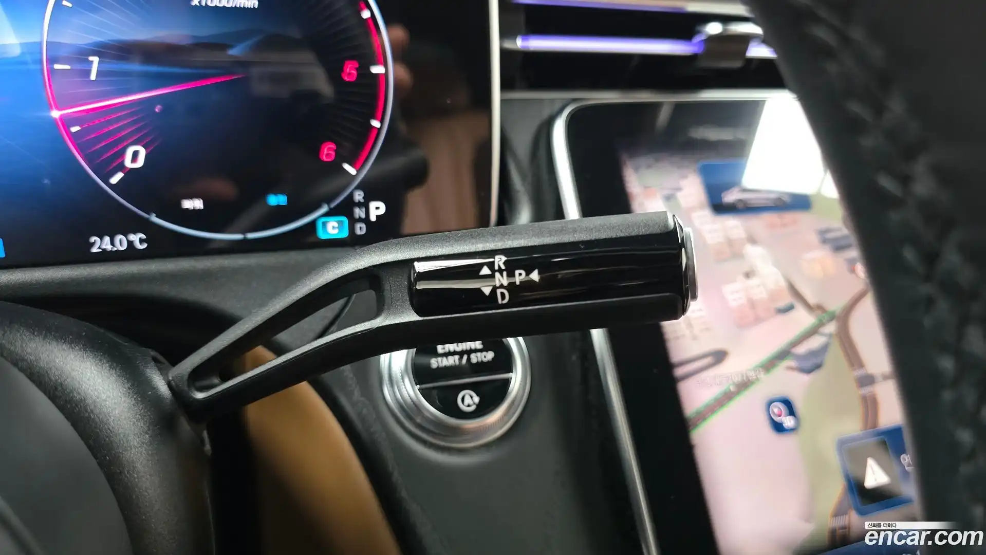 E-Class Mercedes-Benz 2024.4-INNER-009