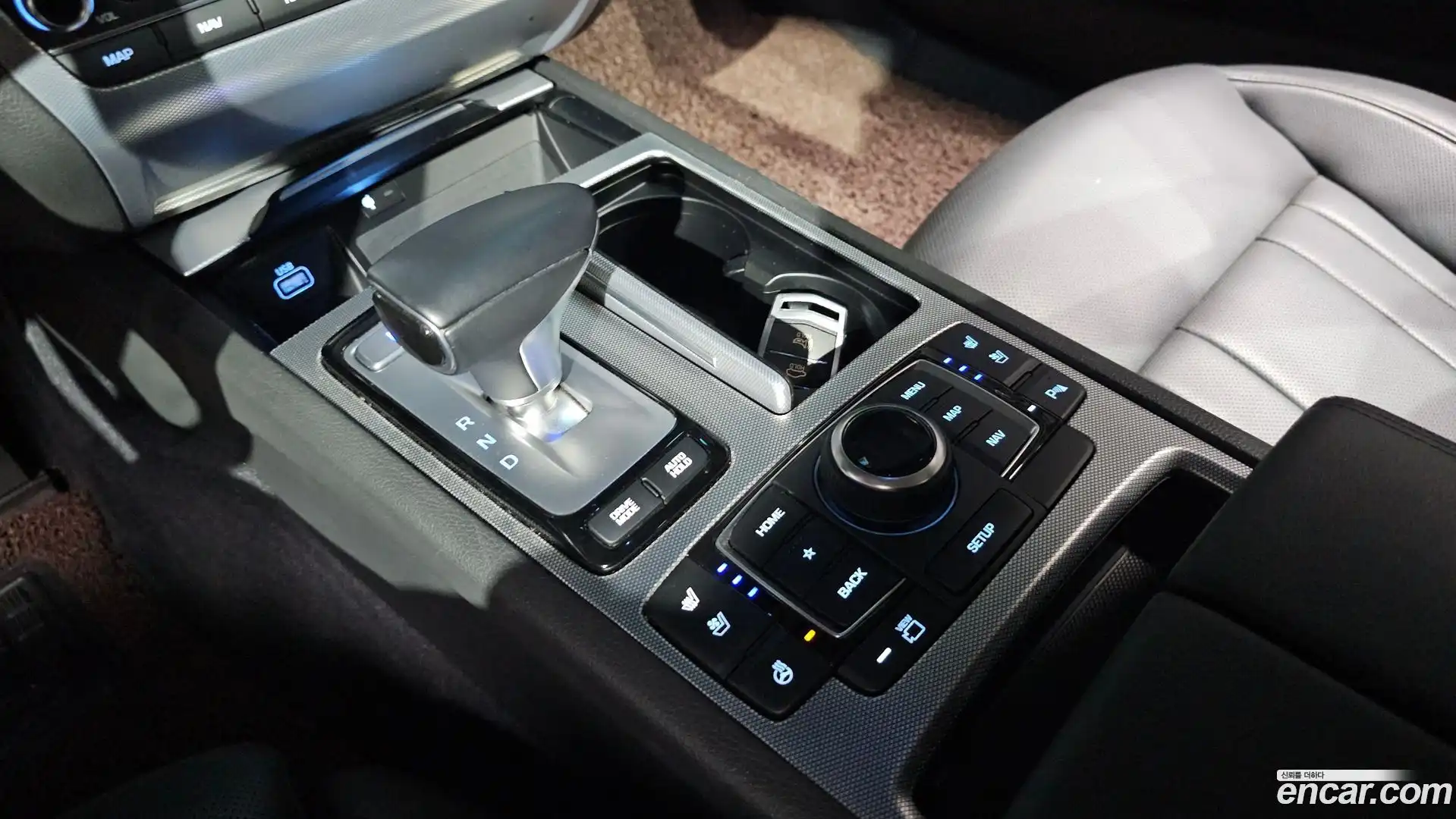 G80 Genesis 2019.9-INNER-009