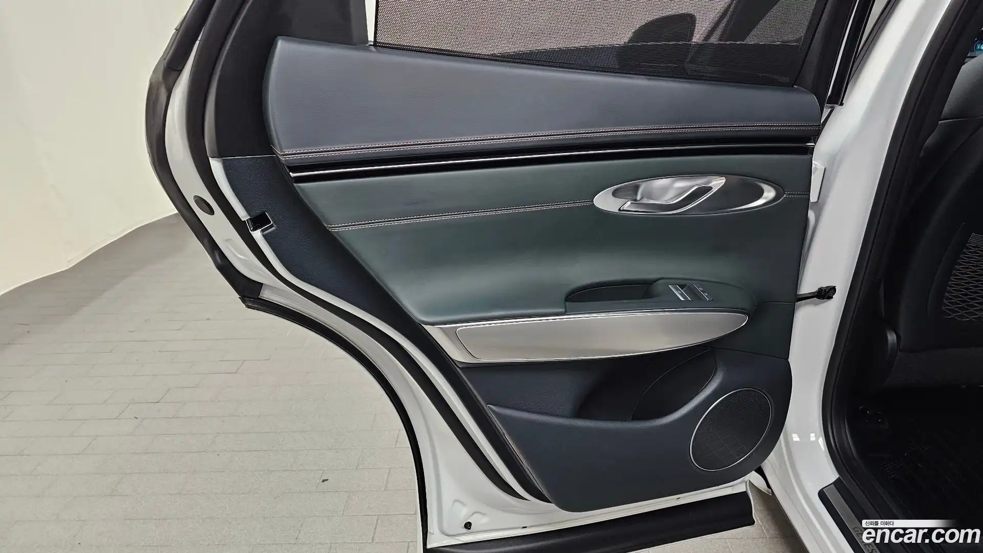 GV70 Genesis 2024.1-INNER-035