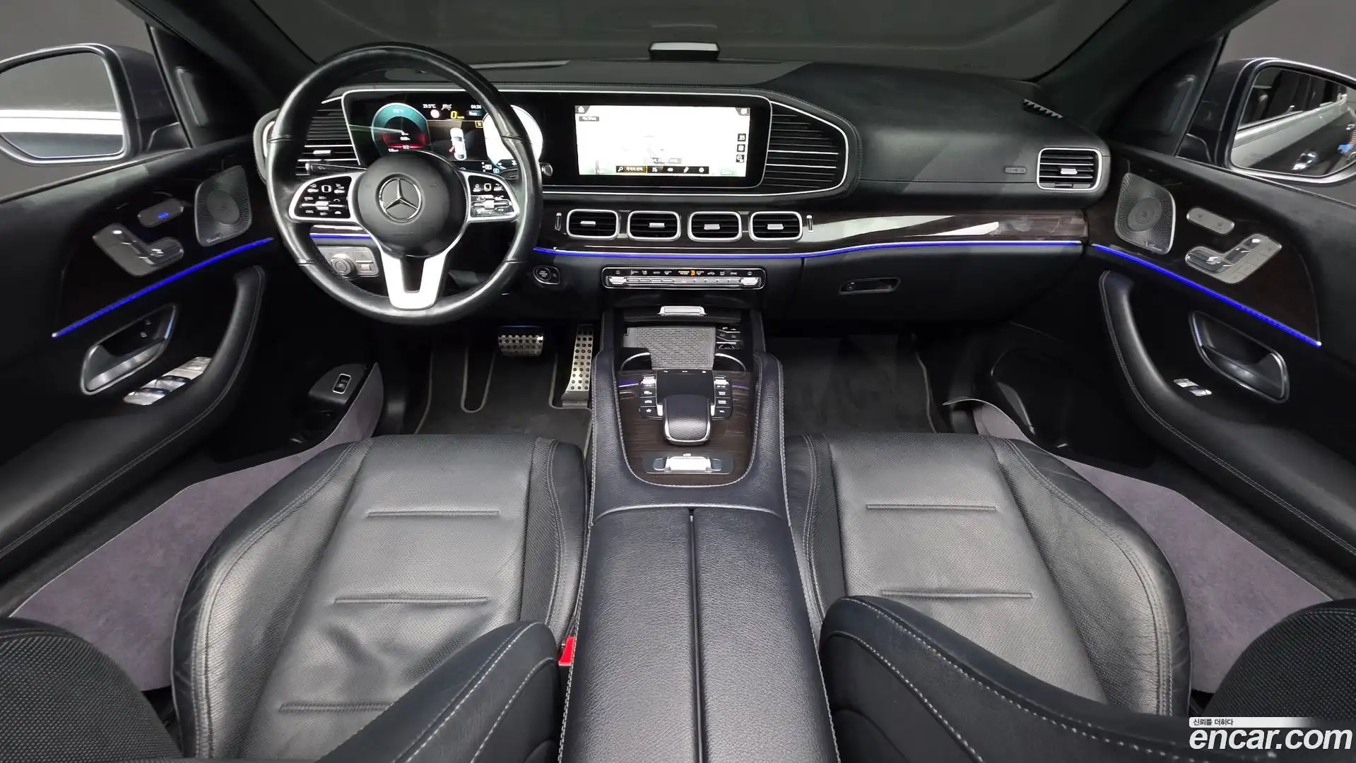 GLE-Class Mercedes-Benz 2021.3-INNER-007
