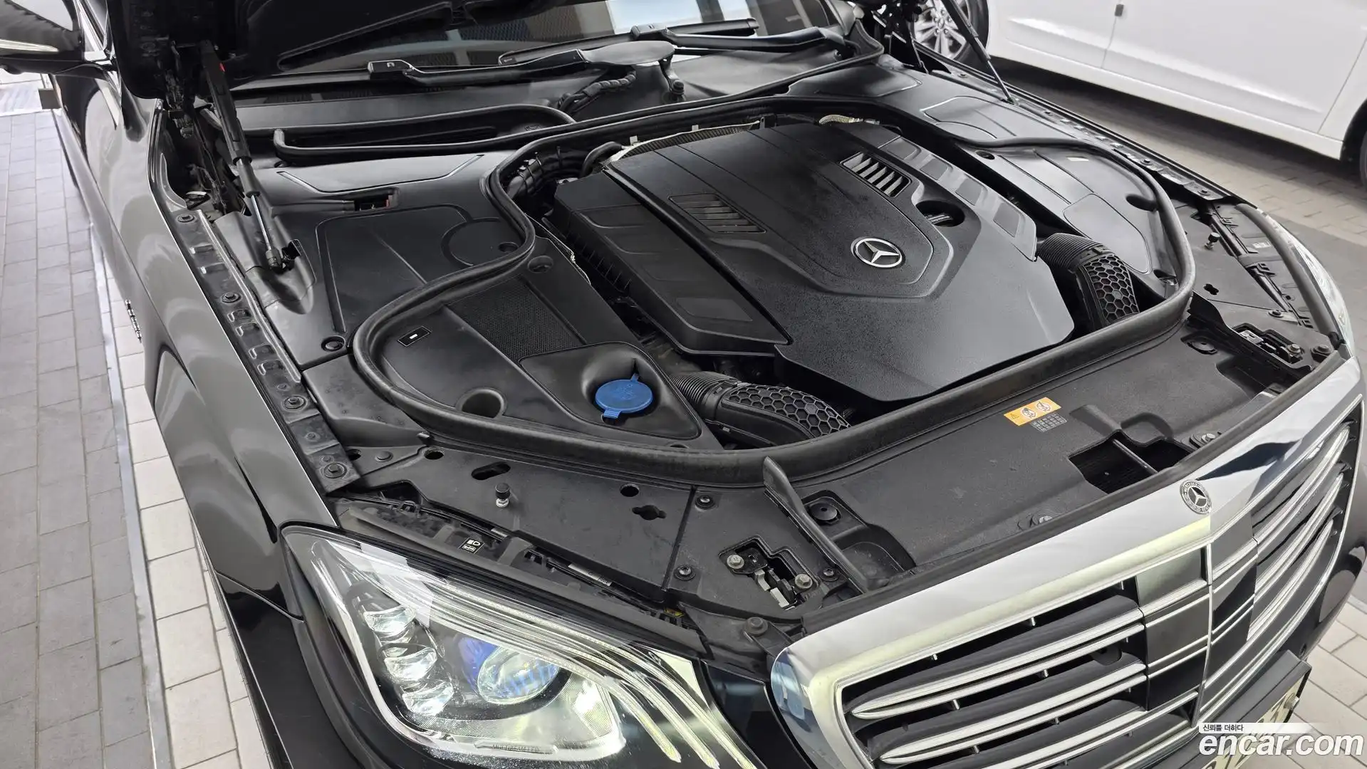 S-Class Mercedes-Benz 2018.3-OUTER-006