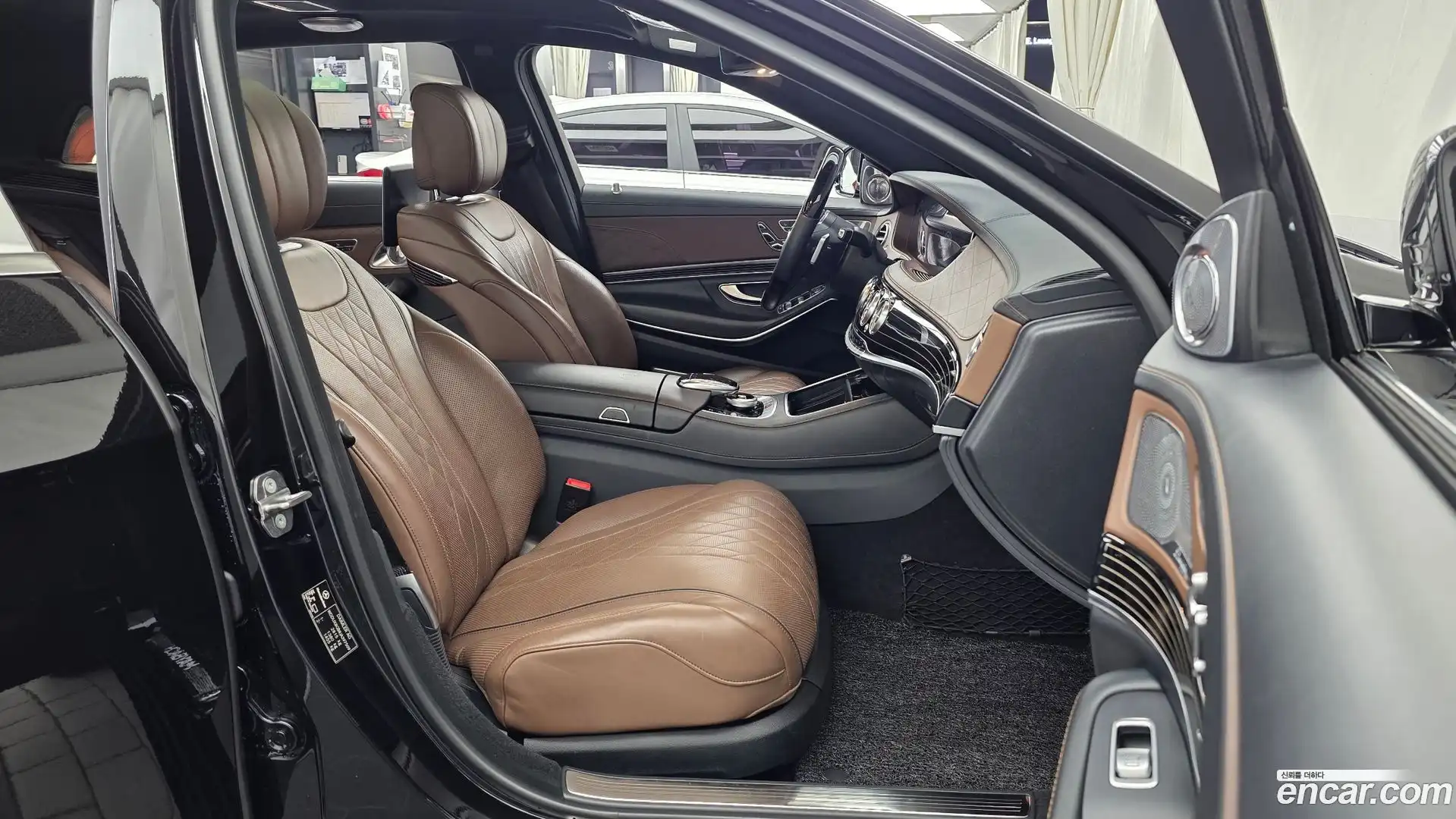 S-Class Mercedes-Benz 2018.3-OPTION-015