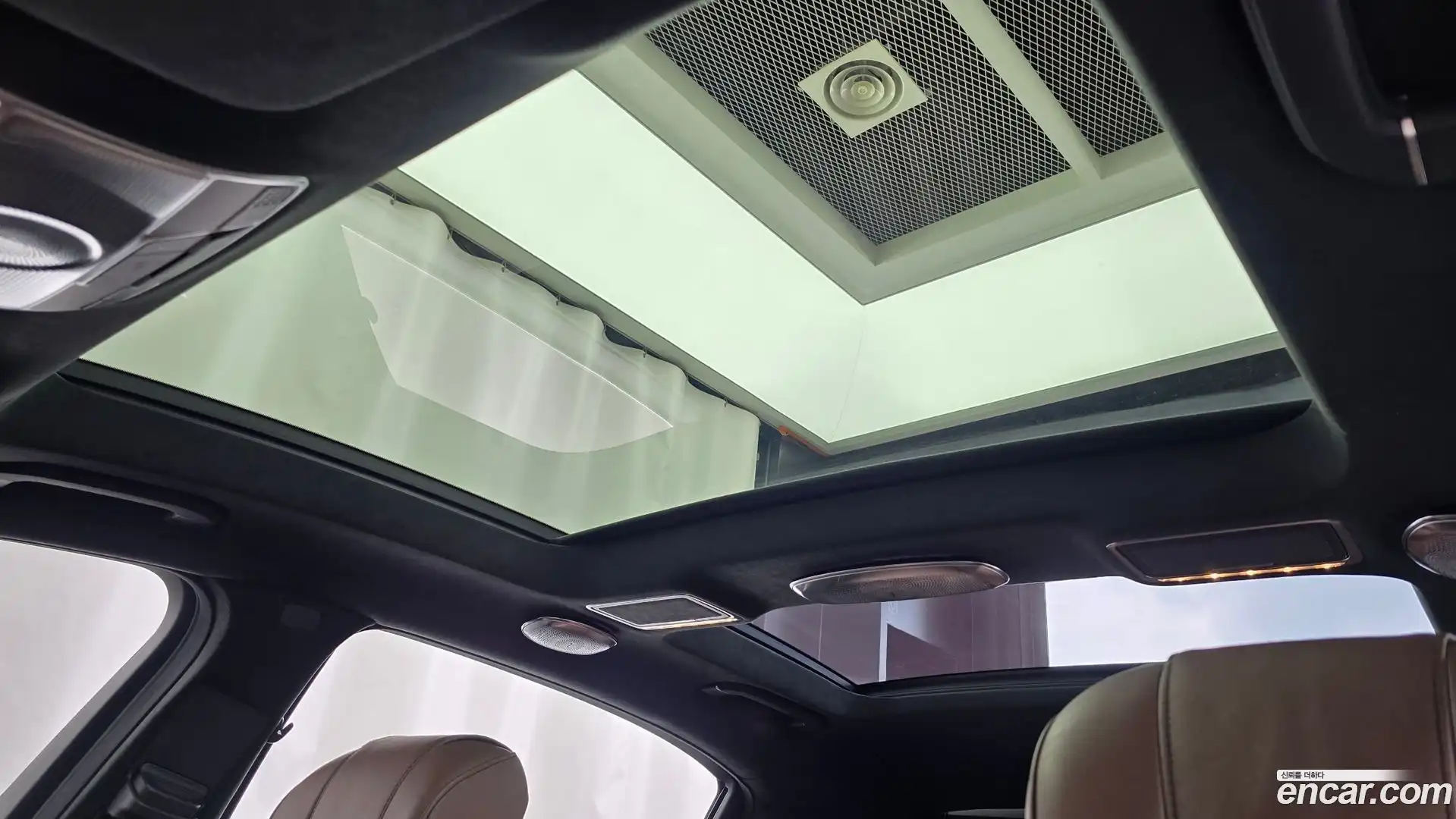 S-Class Mercedes-Benz 2018.3-OPTION-021