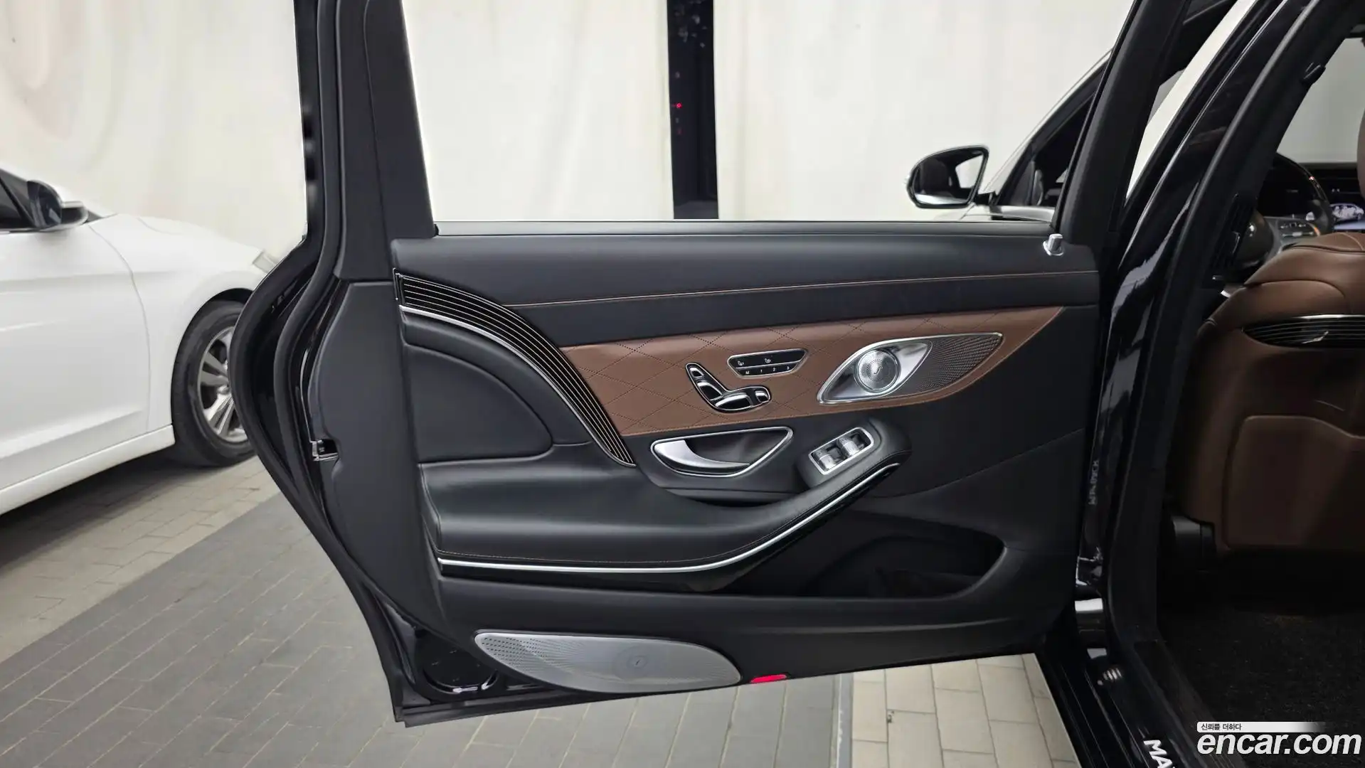 S-Class Mercedes-Benz 2018.3-INNER-035