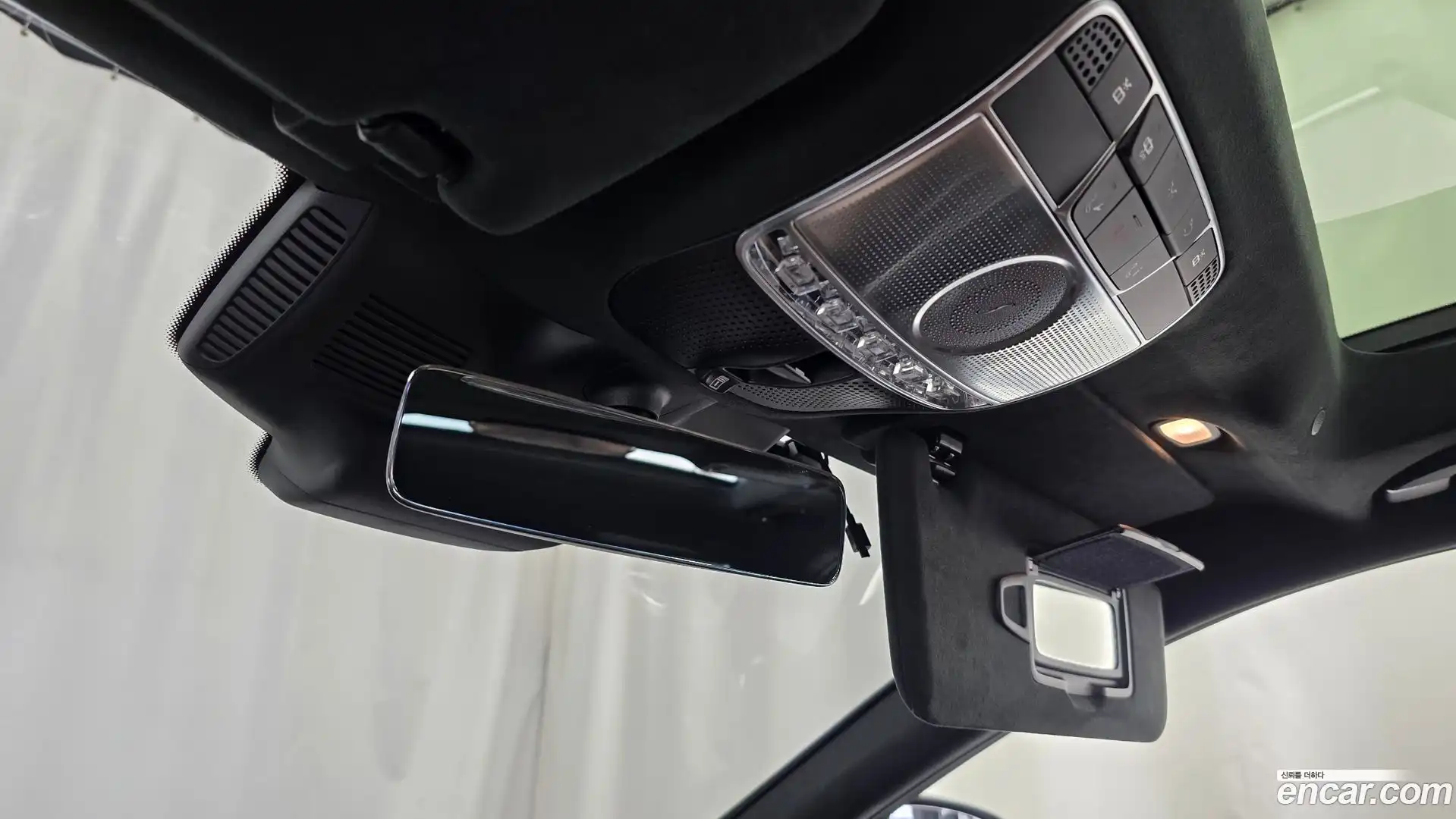 S-Class Mercedes-Benz 2018.3-OPTION-041