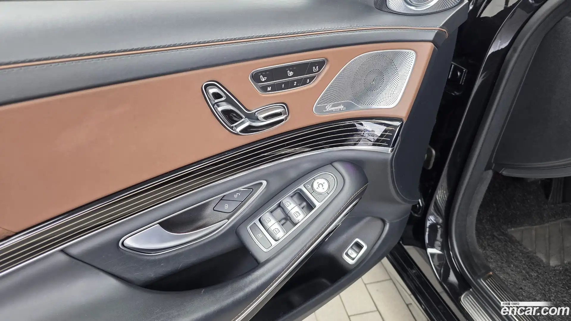 S-Class Mercedes-Benz 2018.3-OPTION-049