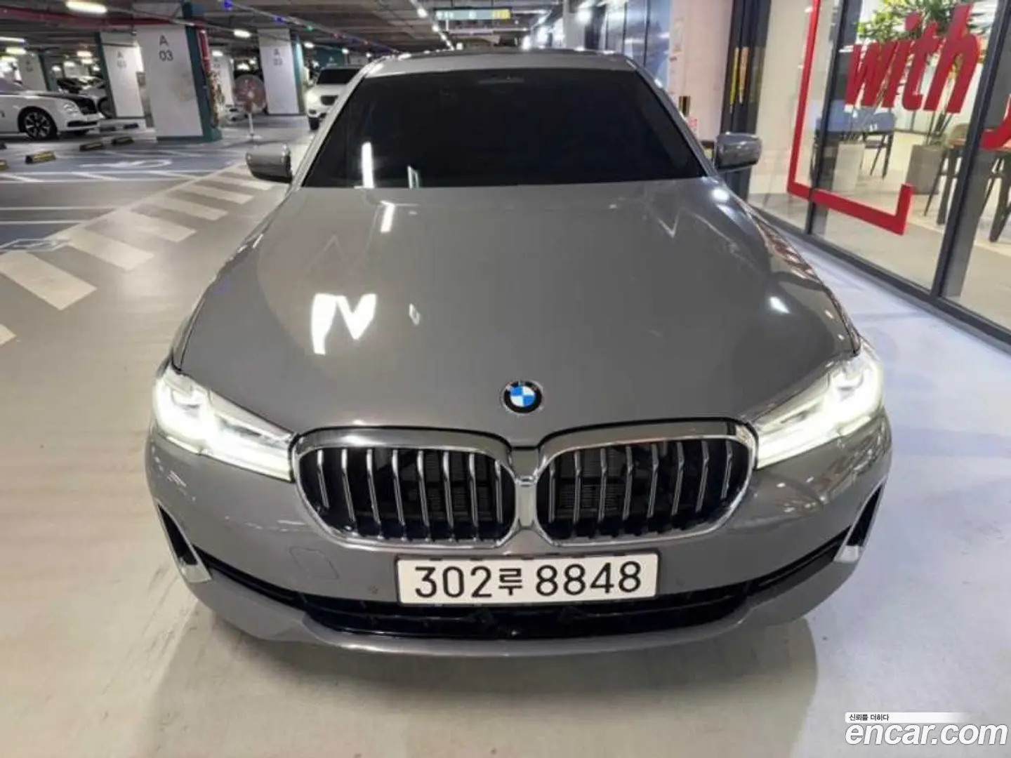 Main__Slider__Photo:5-Series BMW 2022.10-0