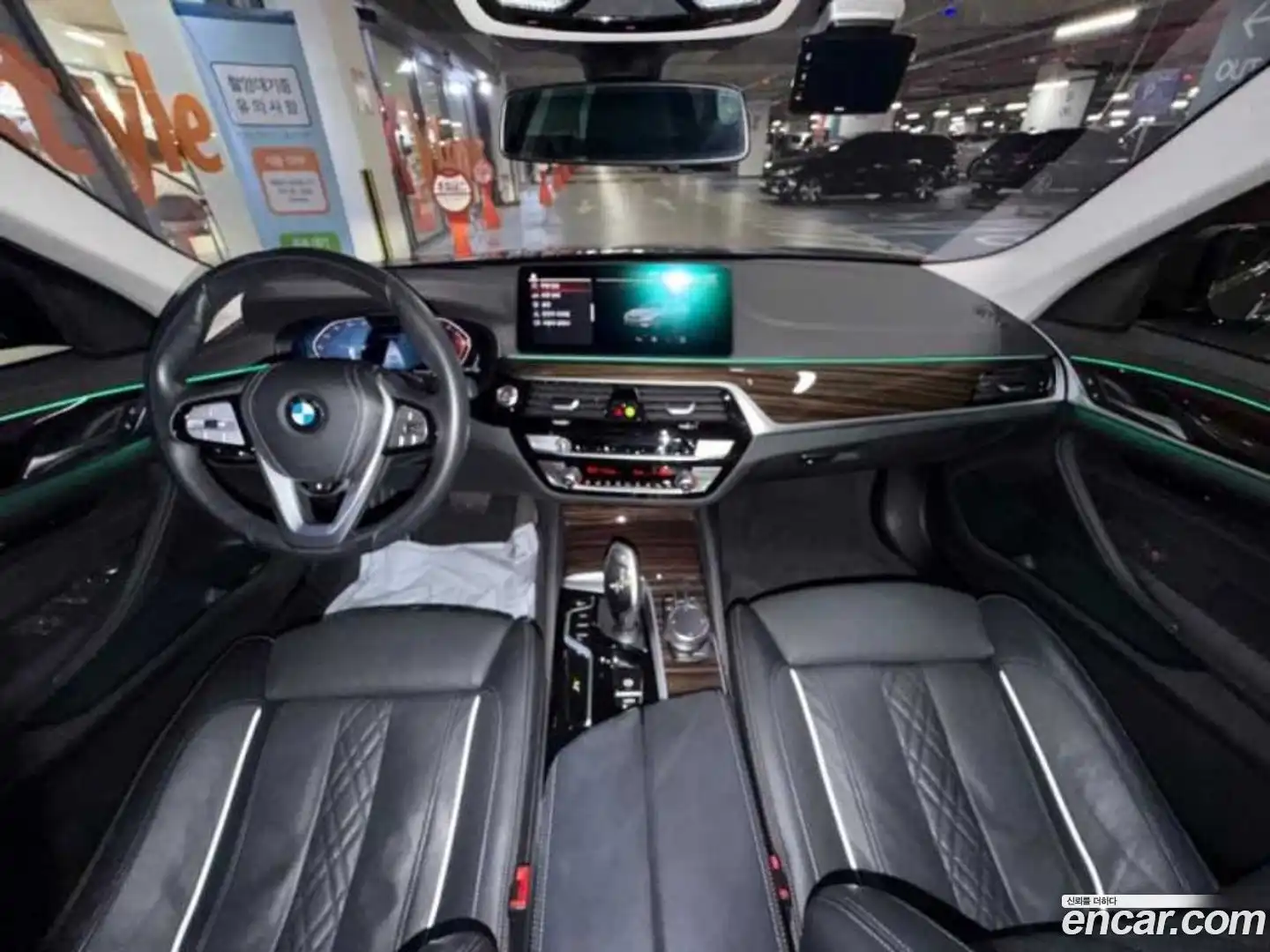 5-Series BMW 2022.10-INNER-010