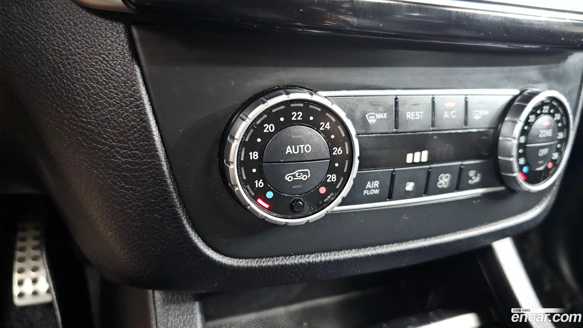 GLE-Class Mercedes-Benz 2017.0-OPTION-020