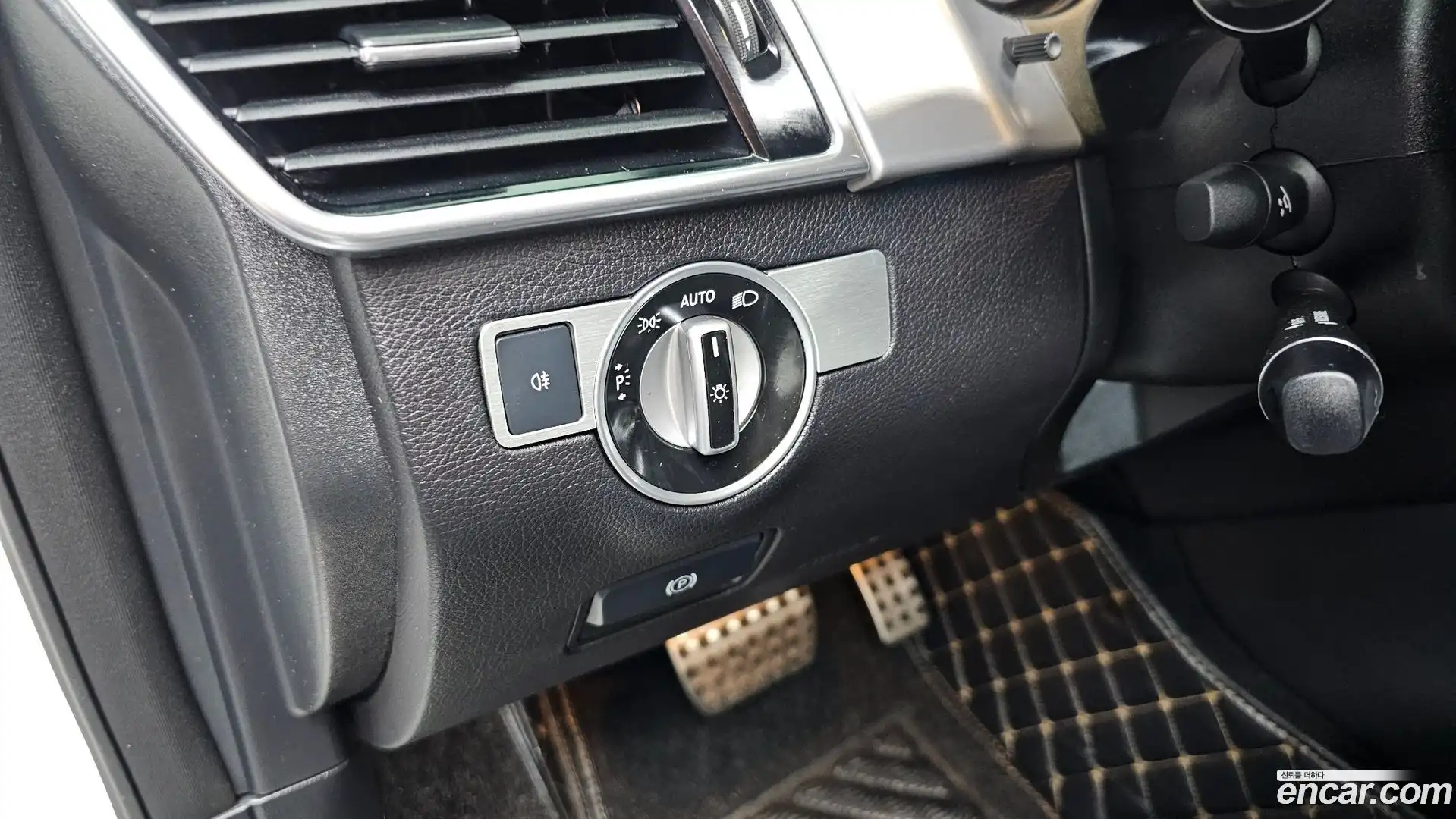 GLE-Class Mercedes-Benz 2017.0-OPTION-021