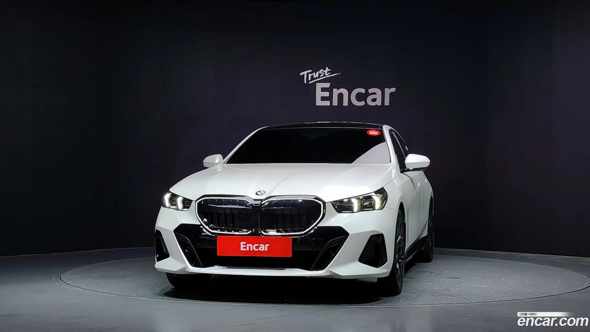 5-Series BMW 2025.10-OUTER-003