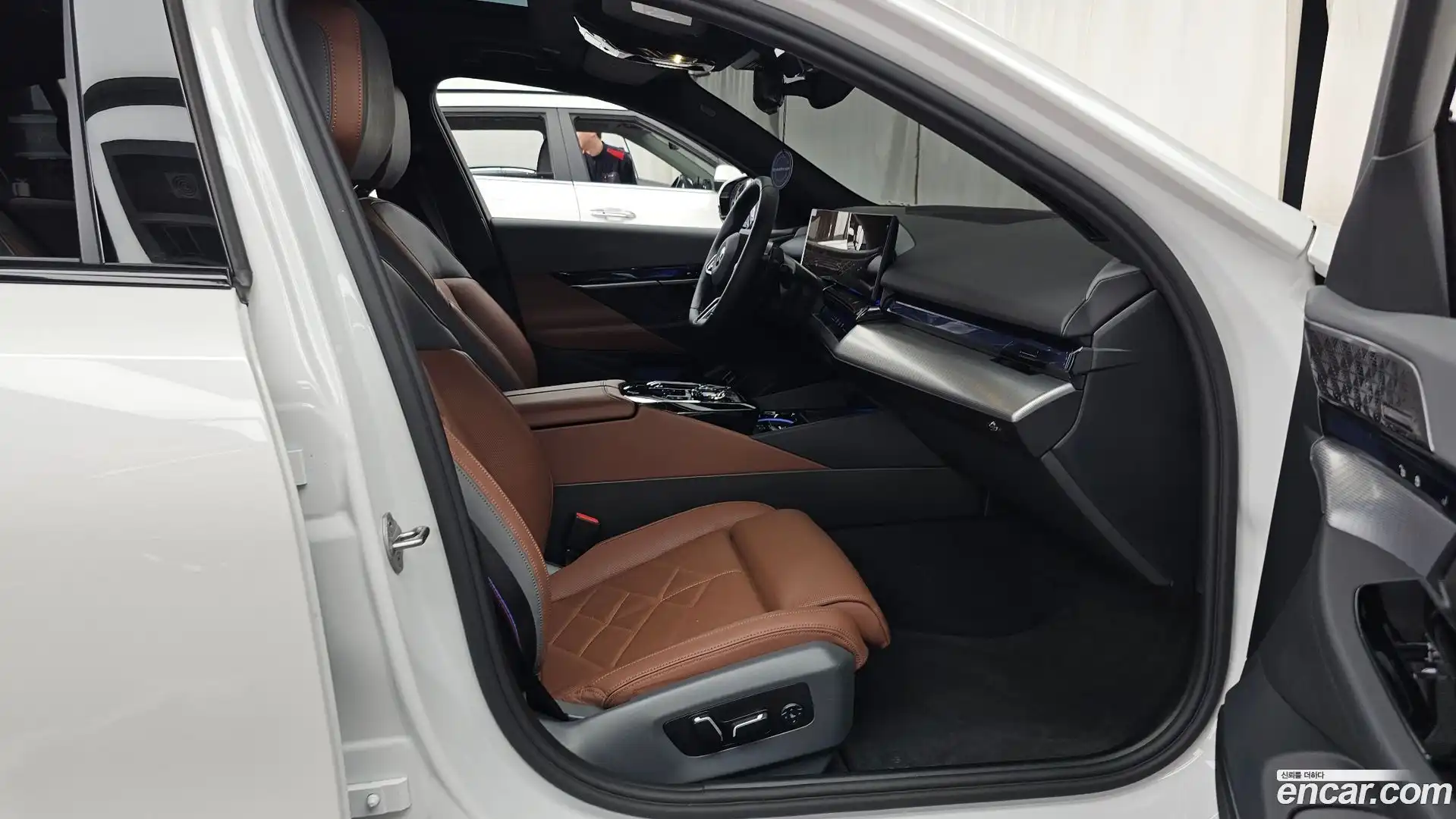 5-Series BMW 2025.10-OPTION-015