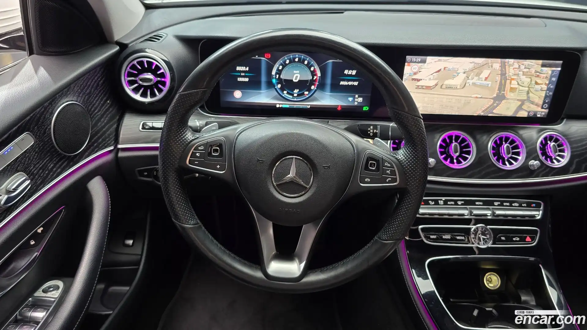 E-Class Mercedes-Benz 2017.6-OPTION-017