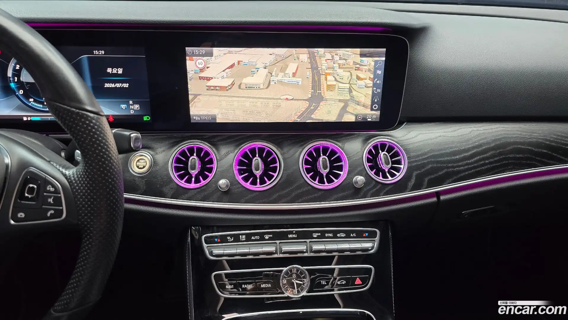 E-Class Mercedes-Benz 2017.6-OPTION-018