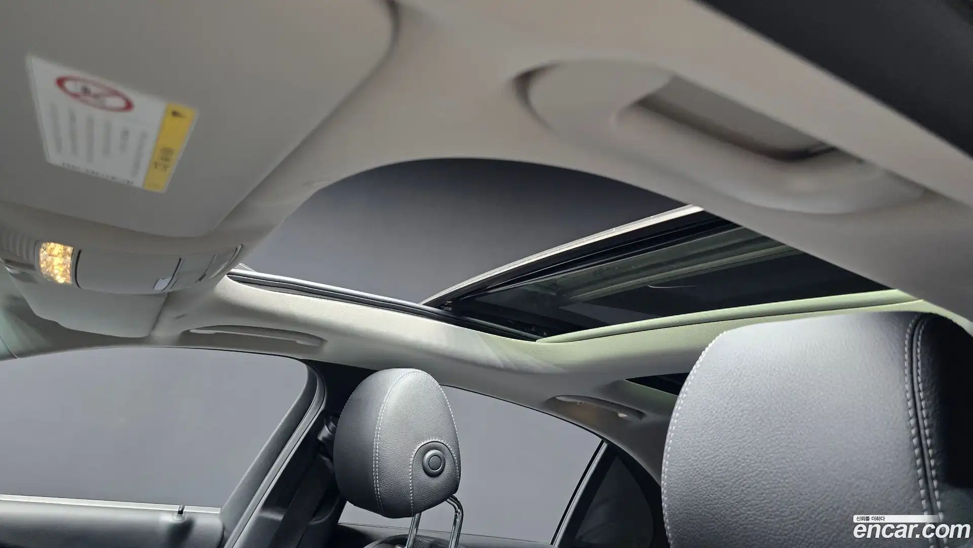 E-Class Mercedes-Benz 2017.6-OPTION-020