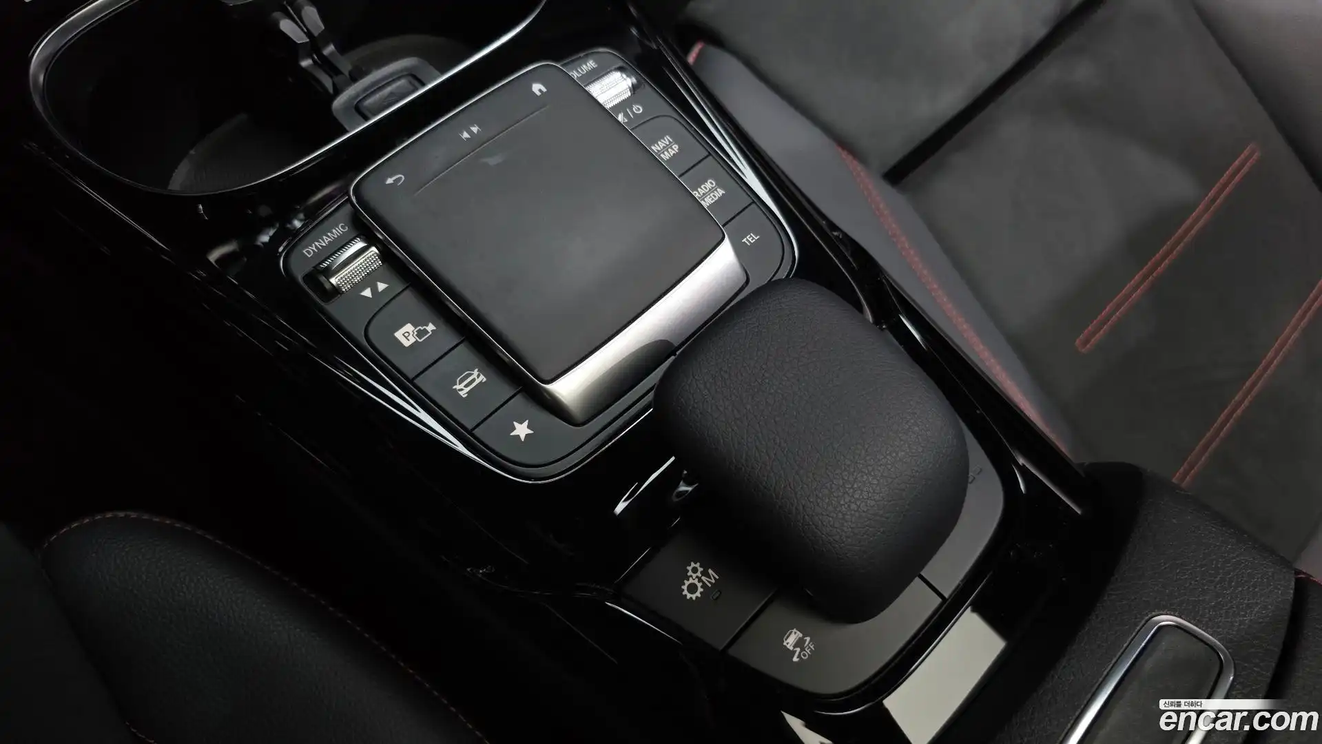 A-Class Mercedes-Benz 2021.6-OPTION-042