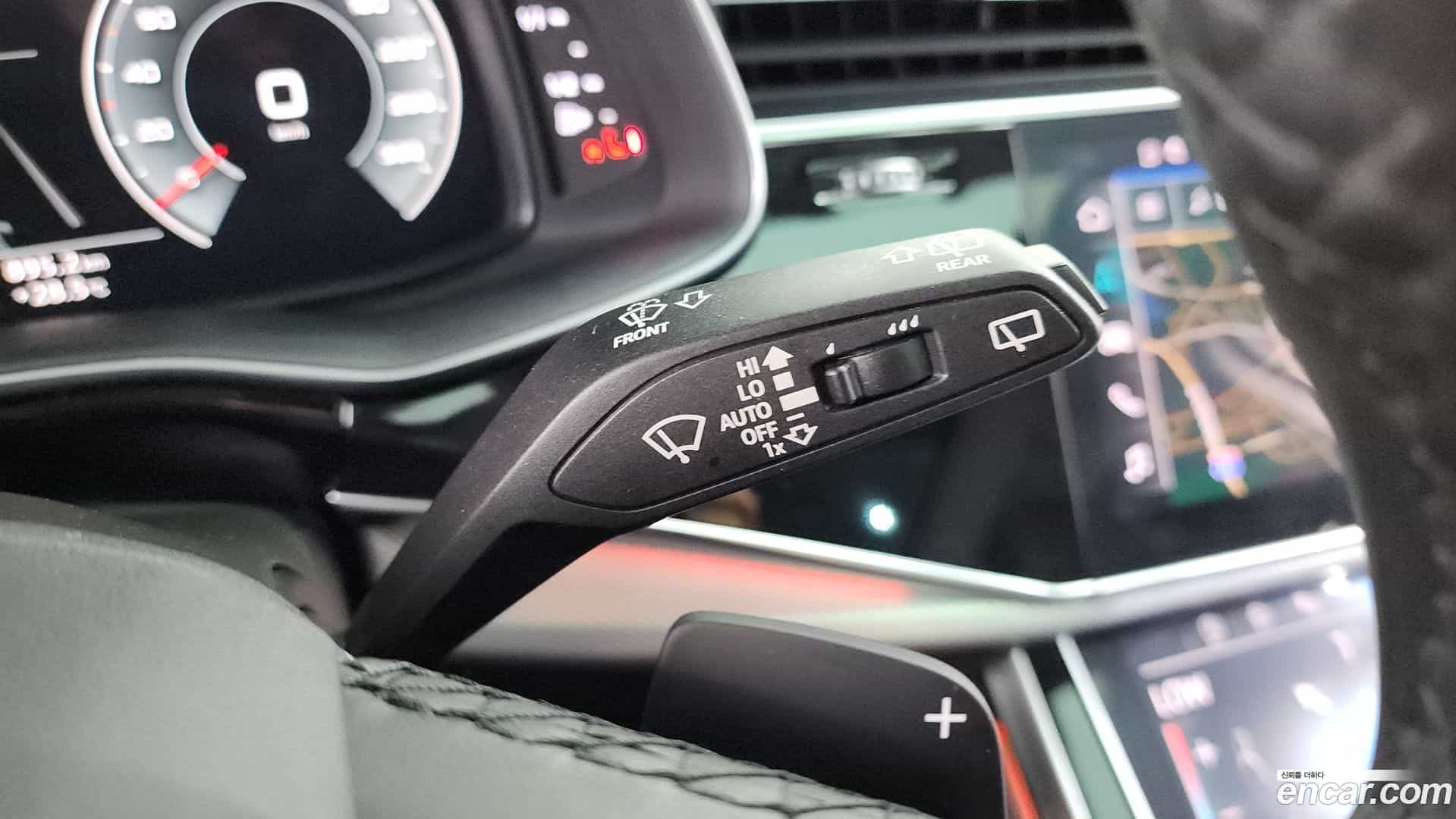 Q7 Audi 2021.9-OPTION-041