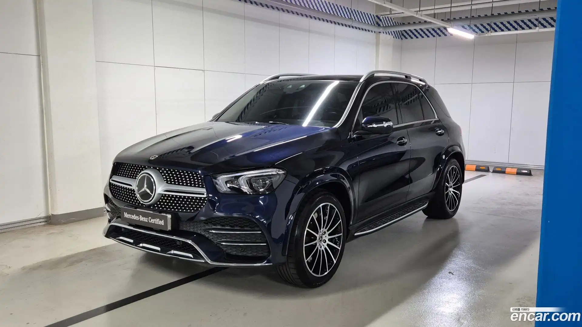 GLE-Class Mercedes-Benz 2022.2-OUTER-001