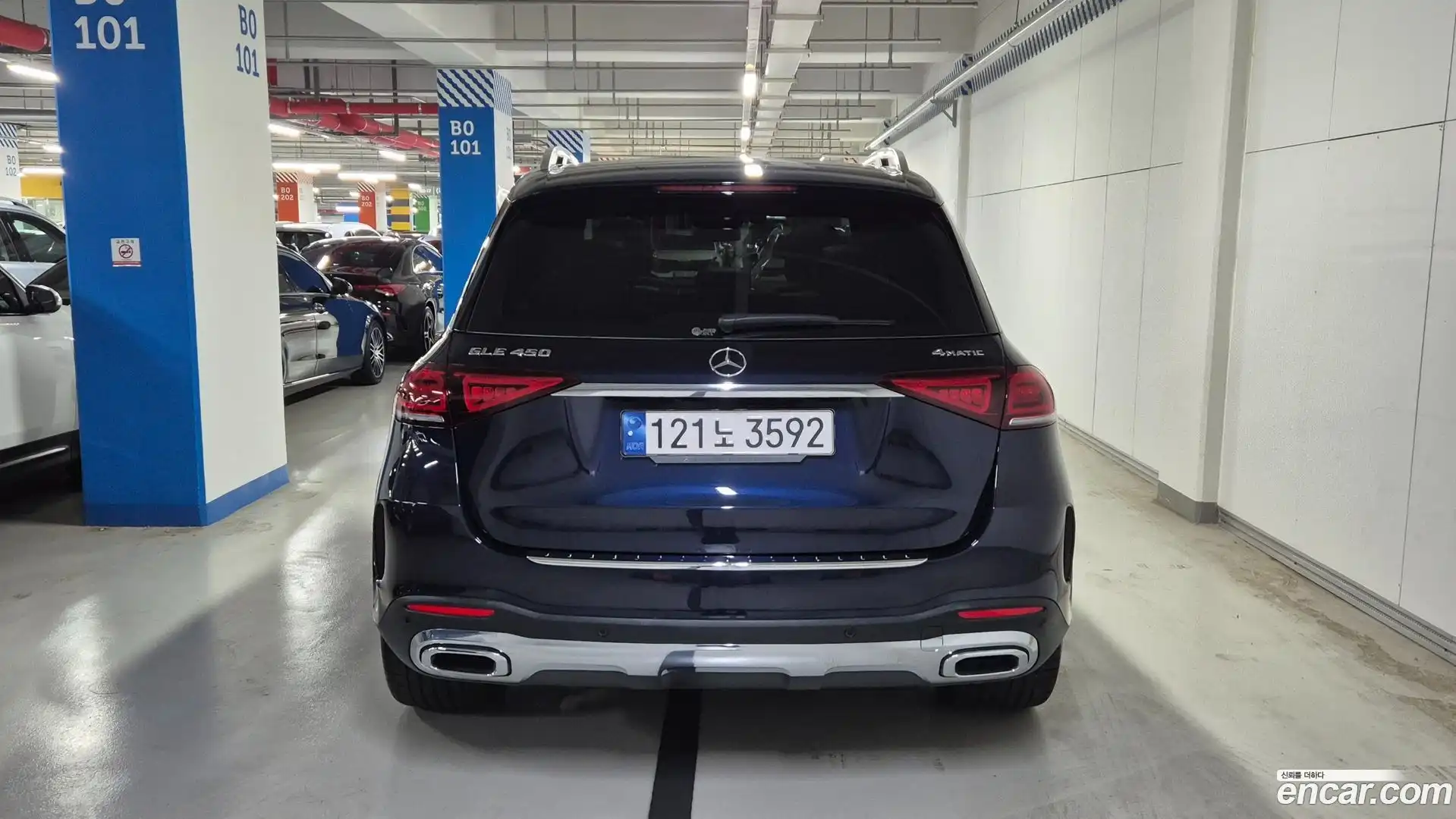 GLE-Class Mercedes-Benz 2022.2-OUTER-003