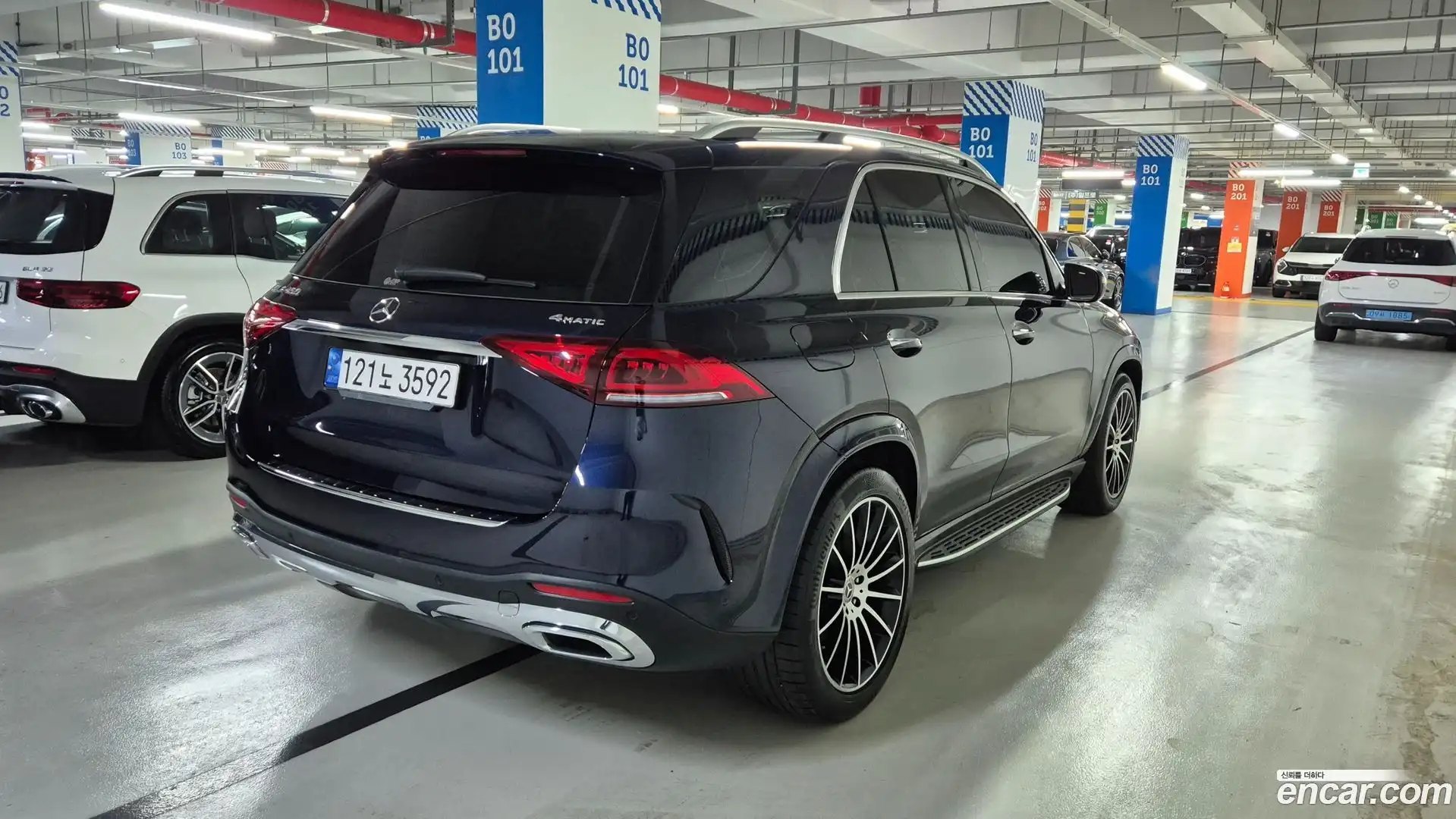 GLE-Class Mercedes-Benz 2022.2-OUTER-004