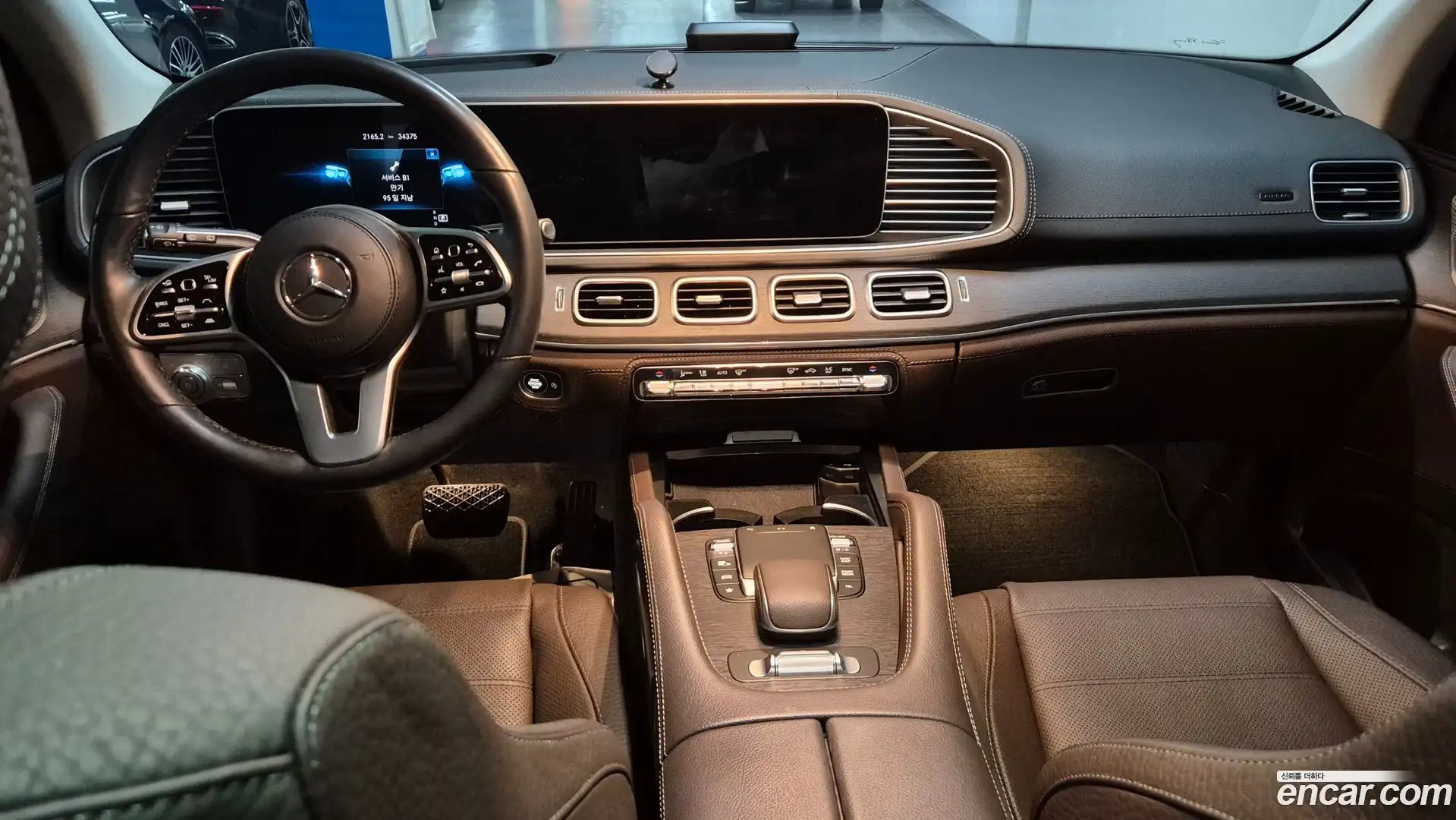 GLE-Class Mercedes-Benz 2022.2-INNER-007