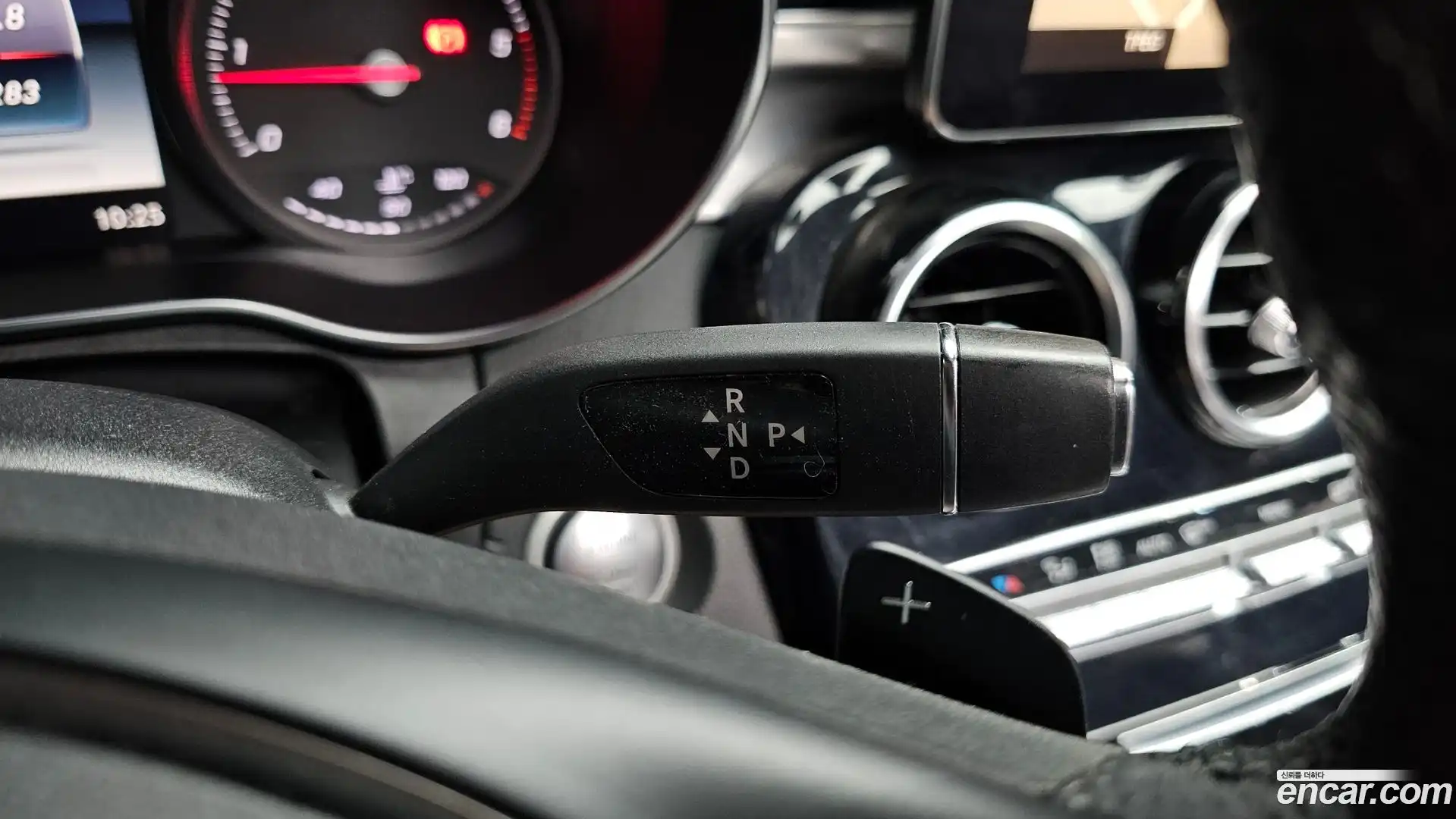 C-Class Mercedes-Benz 2016.6-INNER-009
