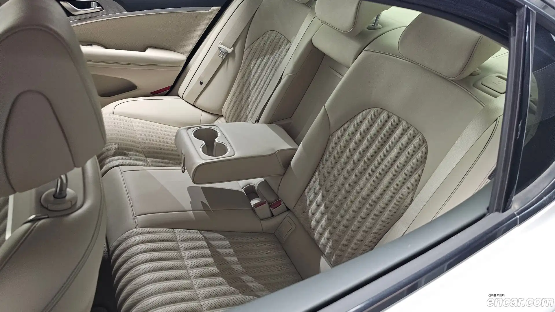 G70 Genesis 2021.10-OPTION-040