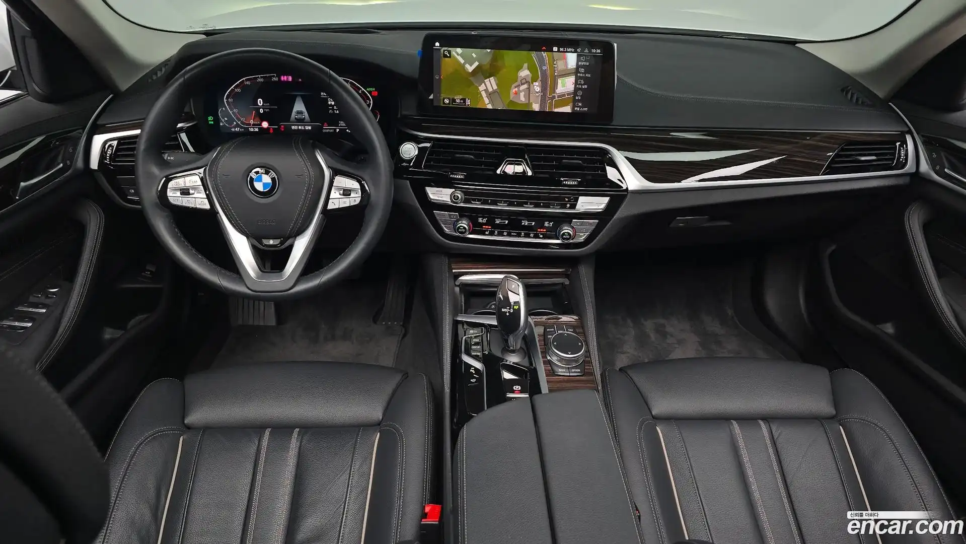 5-Series BMW 2023.2-INNER-007
