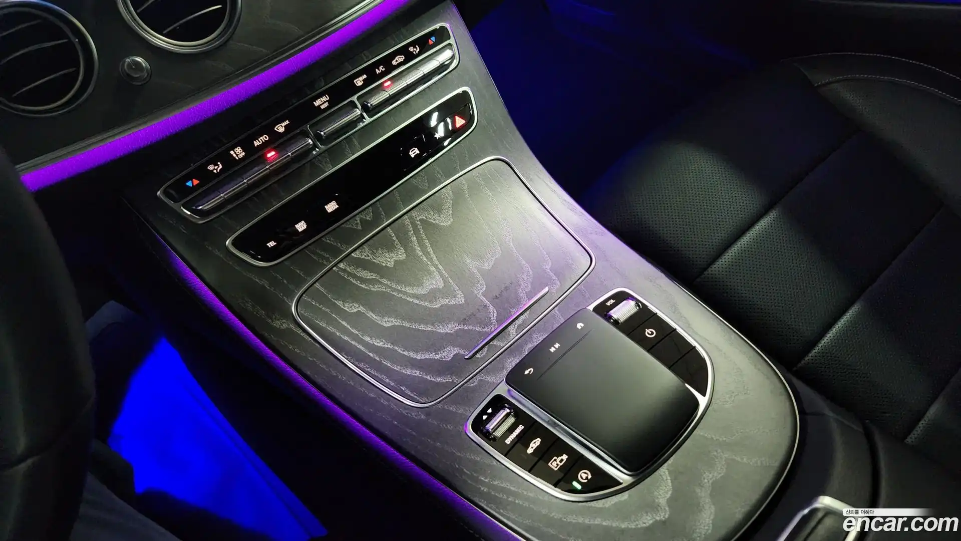 E-Class Mercedes-Benz 2022.1-OPTION-021