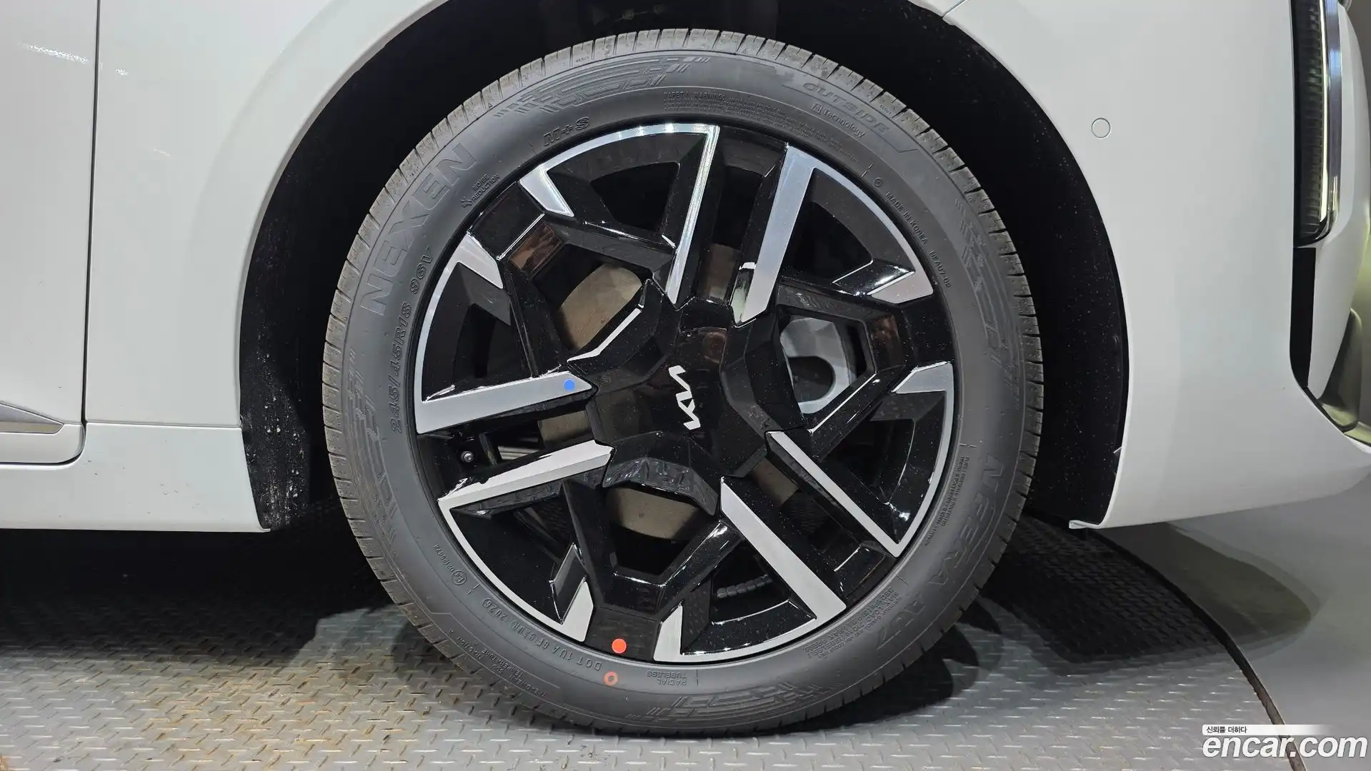 K8 Kia 2026.5-OUTER-005