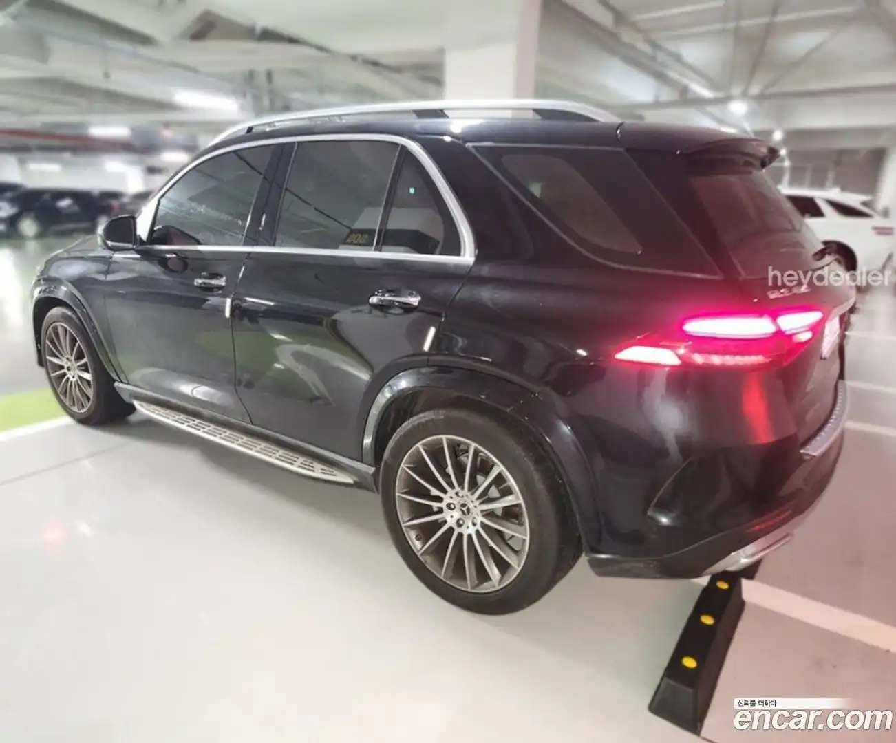 GLE-Class Mercedes-Benz 2024.7-OUTER-005