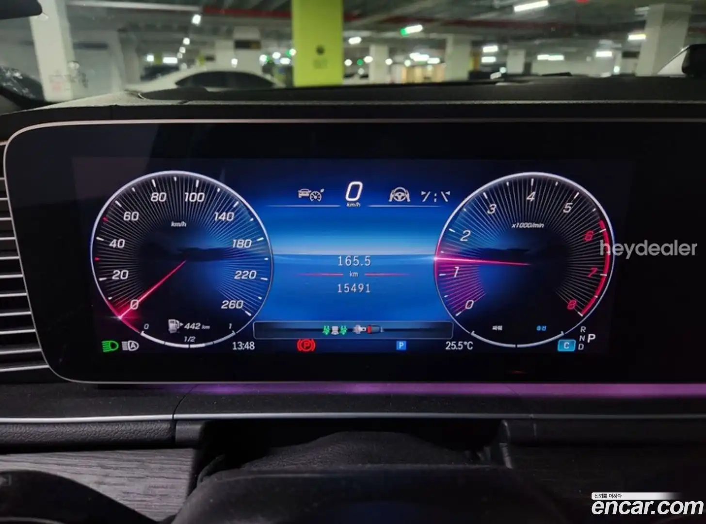 GLE-Class Mercedes-Benz 2024.7-INNER-008