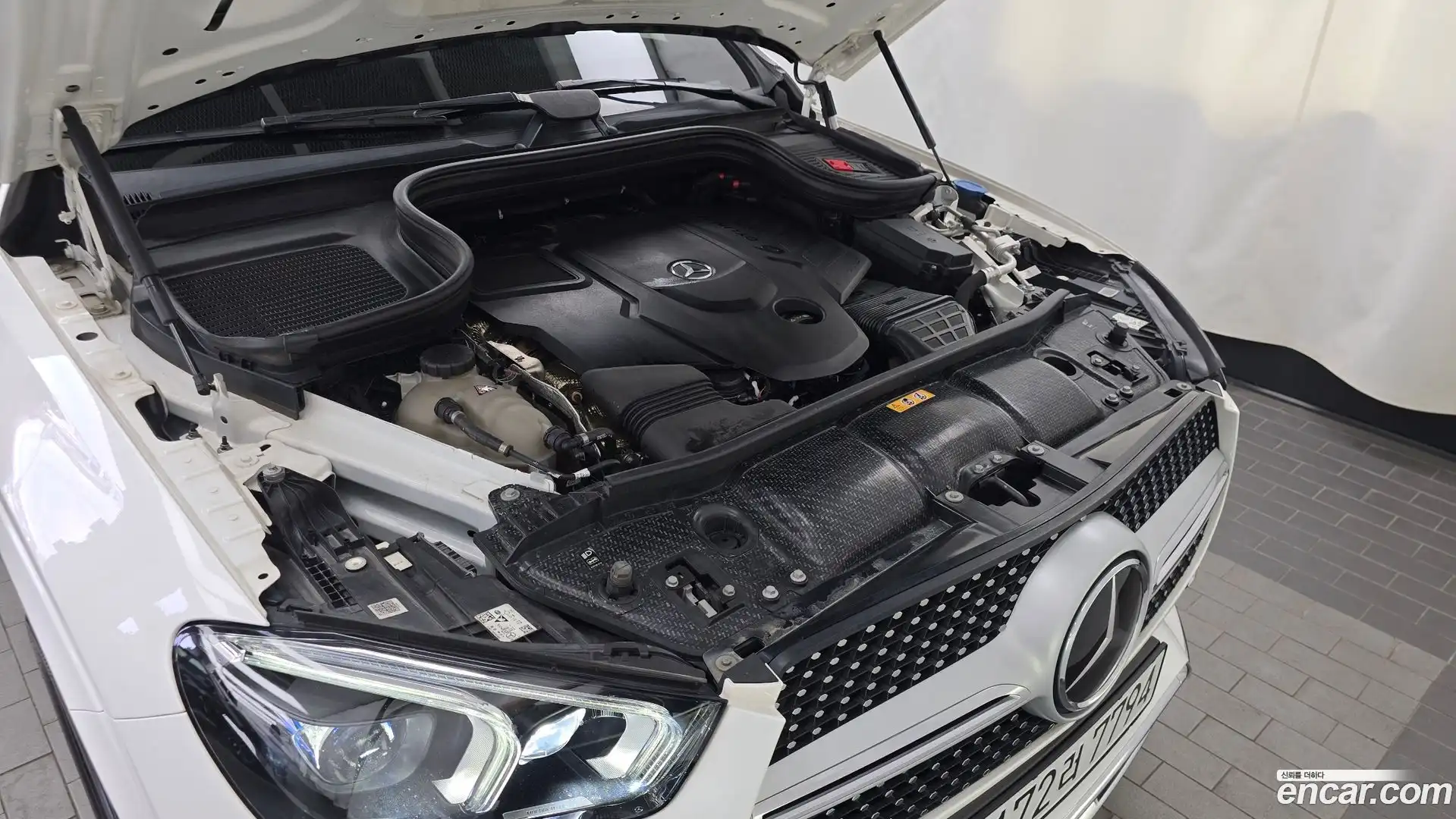 GLE-Class Mercedes-Benz 2021.2-OUTER-006