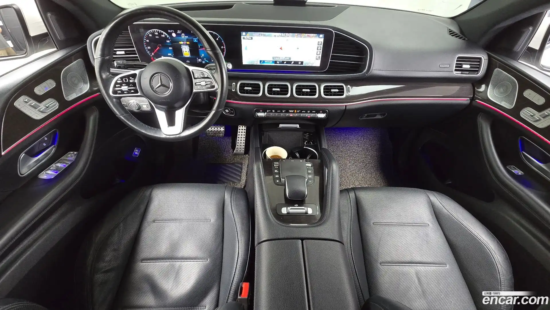 GLE-Class Mercedes-Benz 2021.2-INNER-007